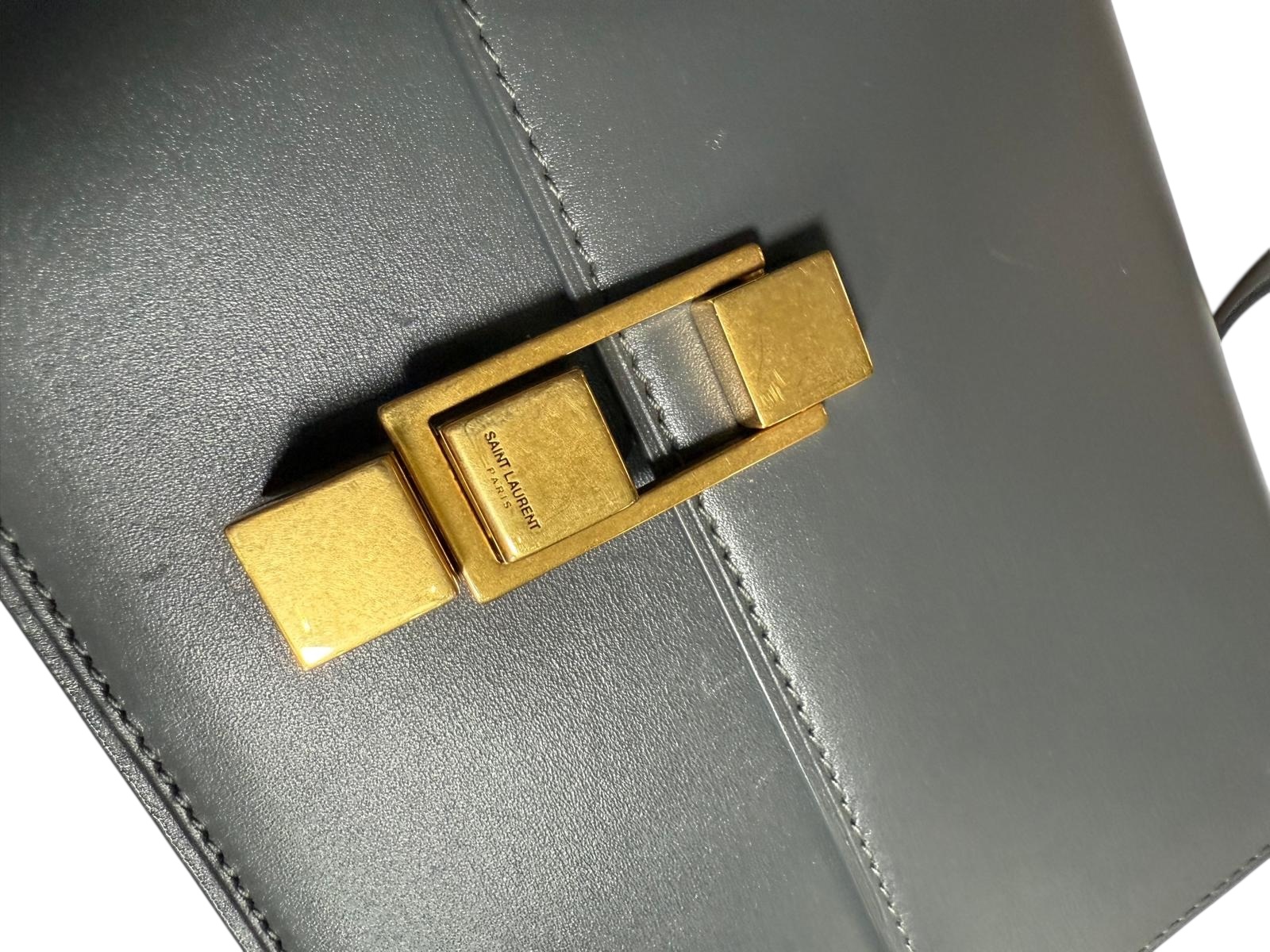 Yves Saint Laurent bag