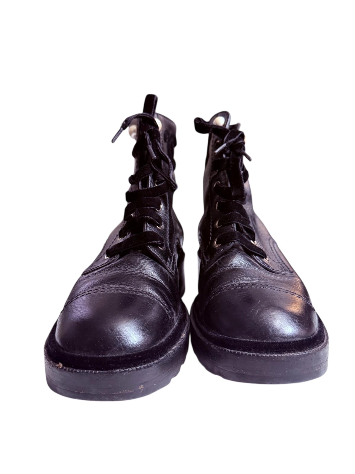 Chanel ankle boots | LOOP Marketplace