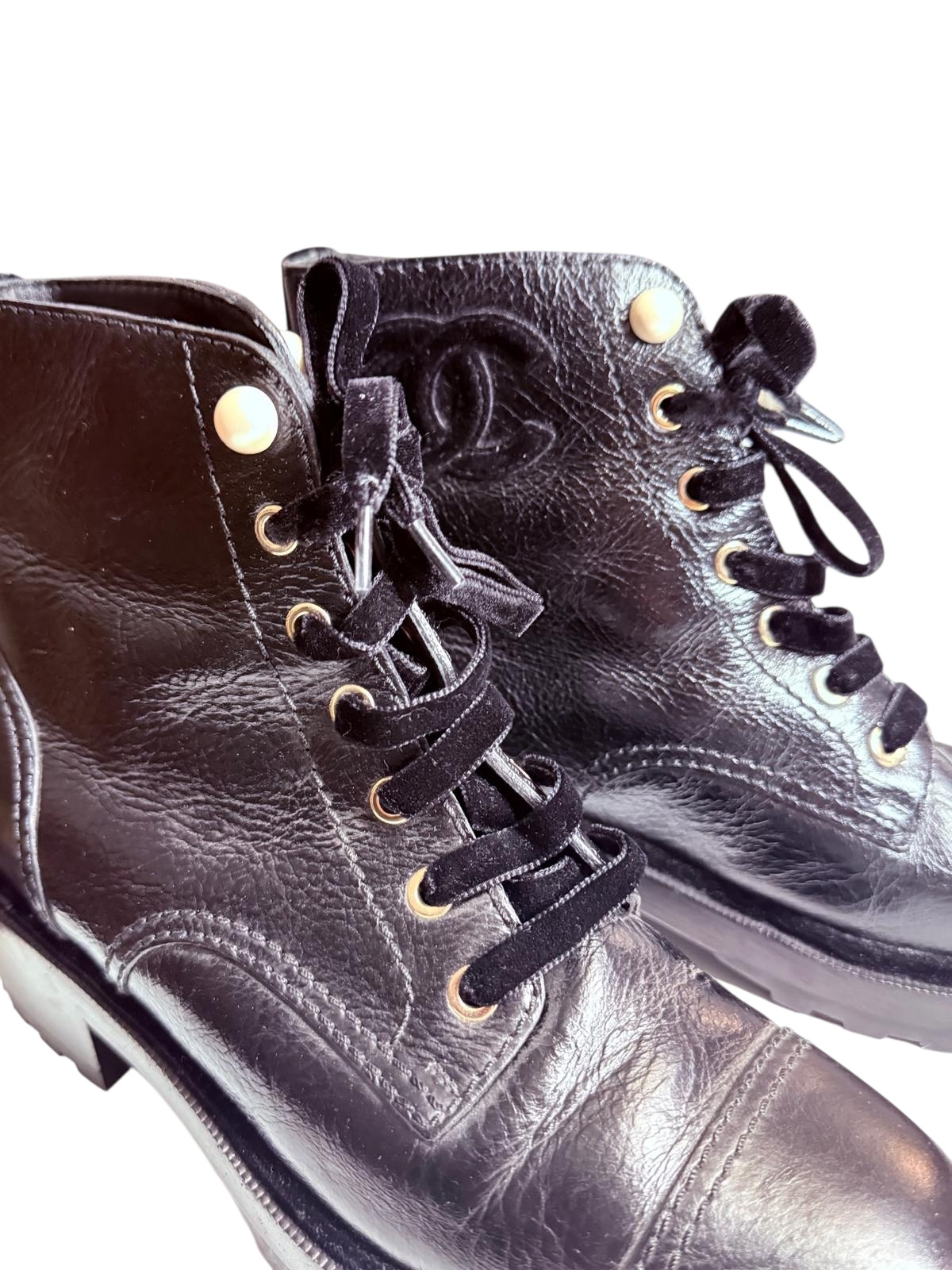 Chanel ankle boots | LOOP Marketplace