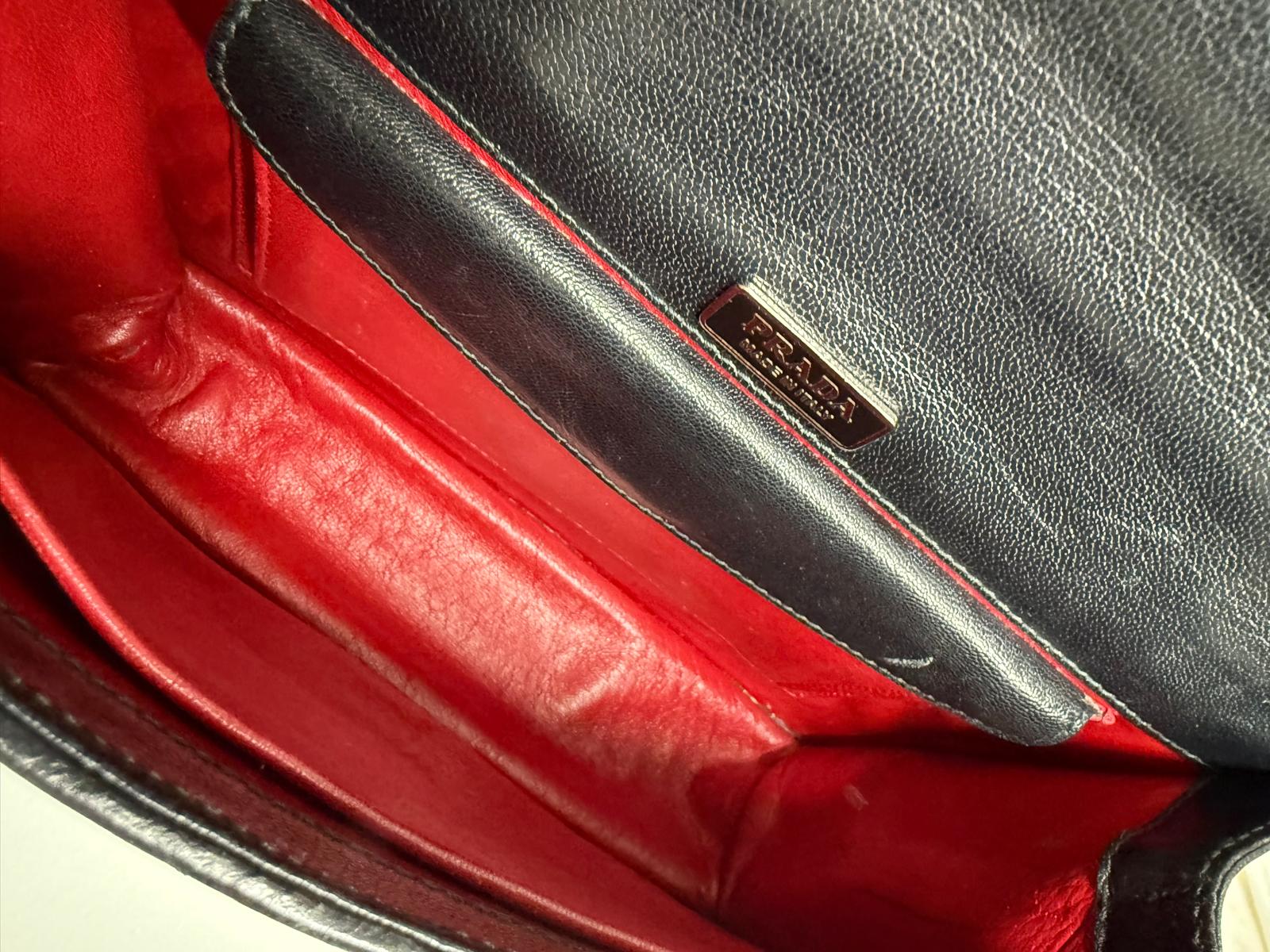 Prada bag | LOOP-Marktplatz