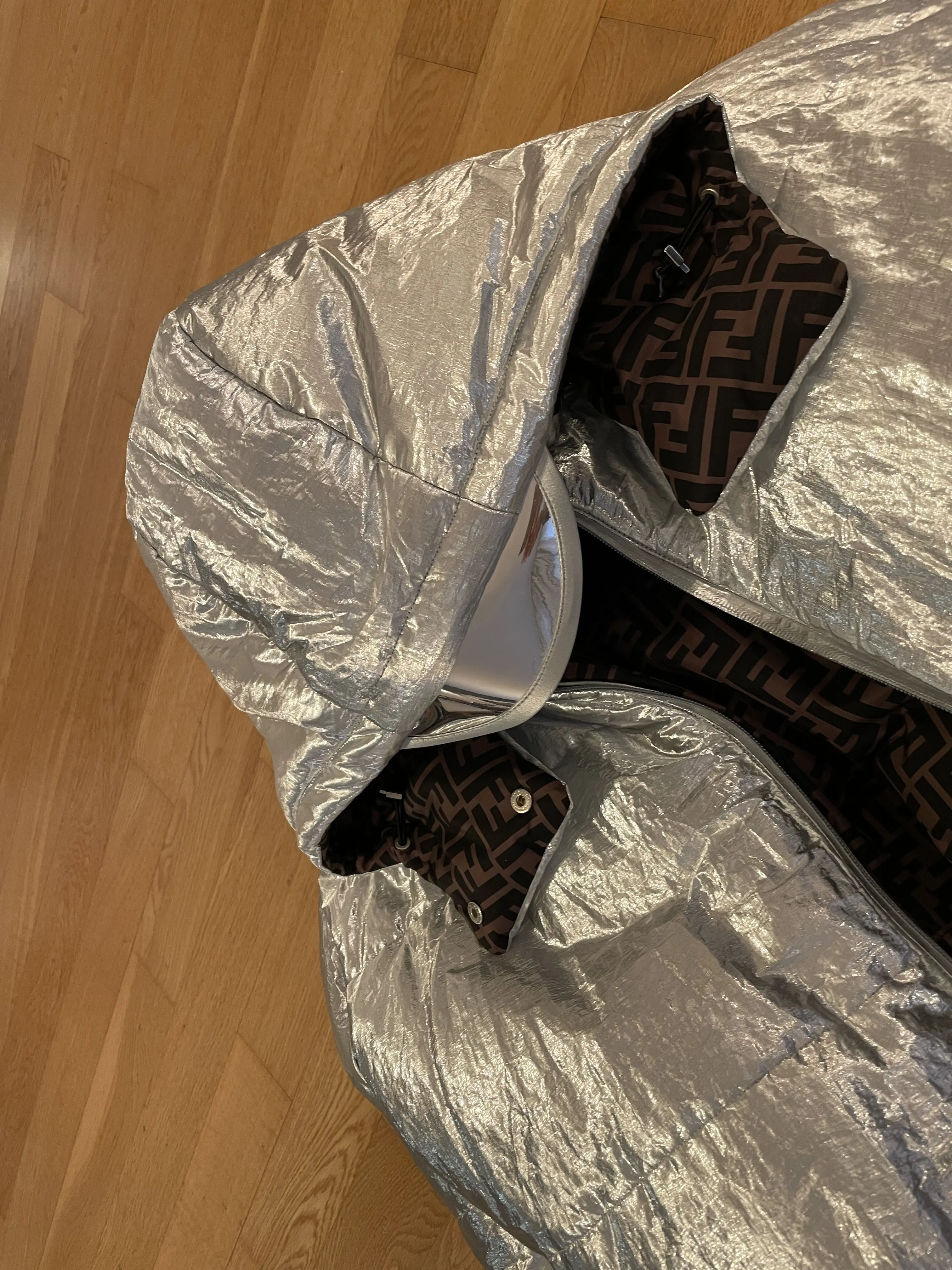 FENDI x Nicky Minaj FF Puffer Jacket | LOOP-Marktplatz