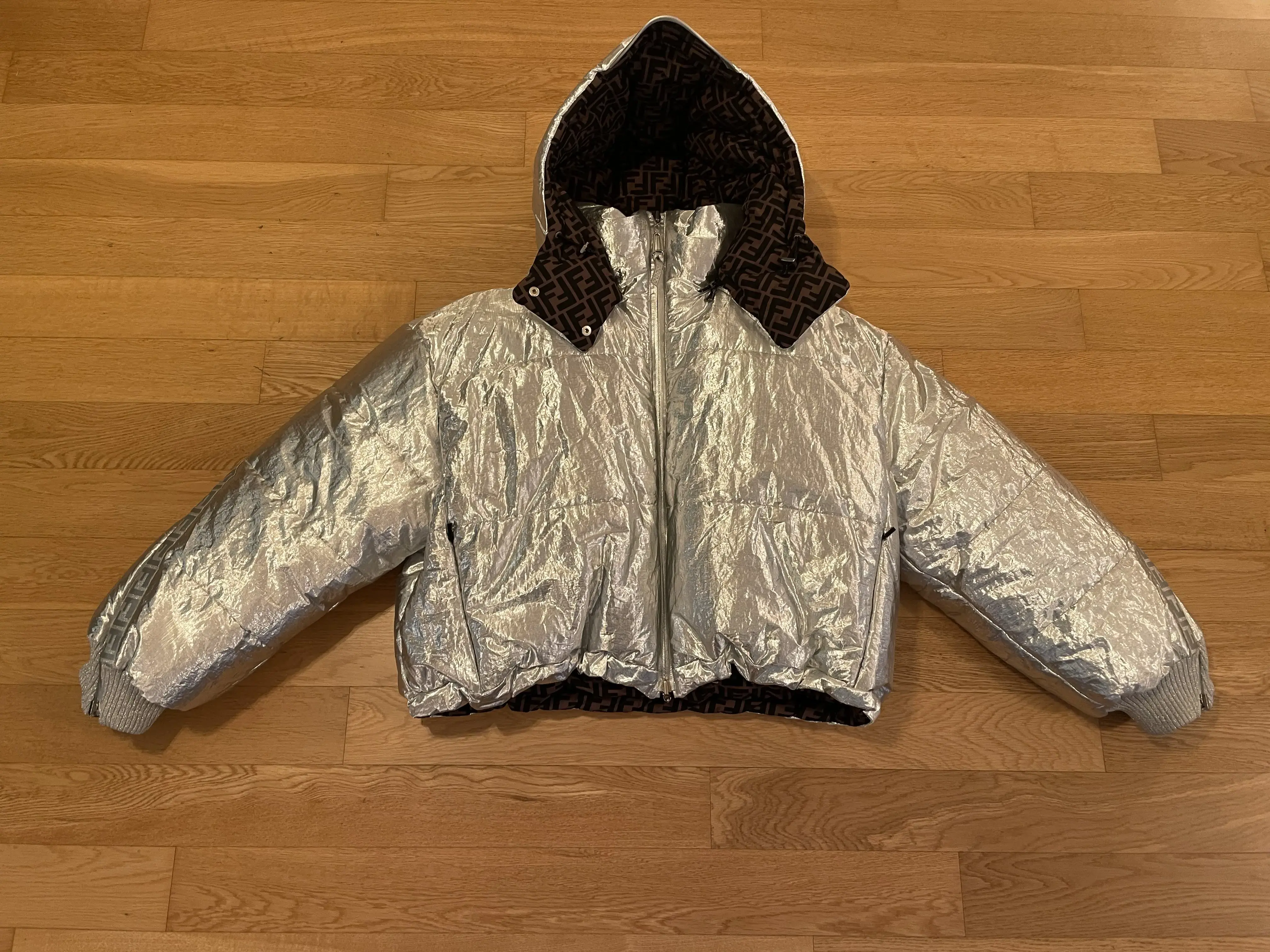 FENDI x Nicky Minaj FF Puffer Jacket | LOOP-Marktplatz