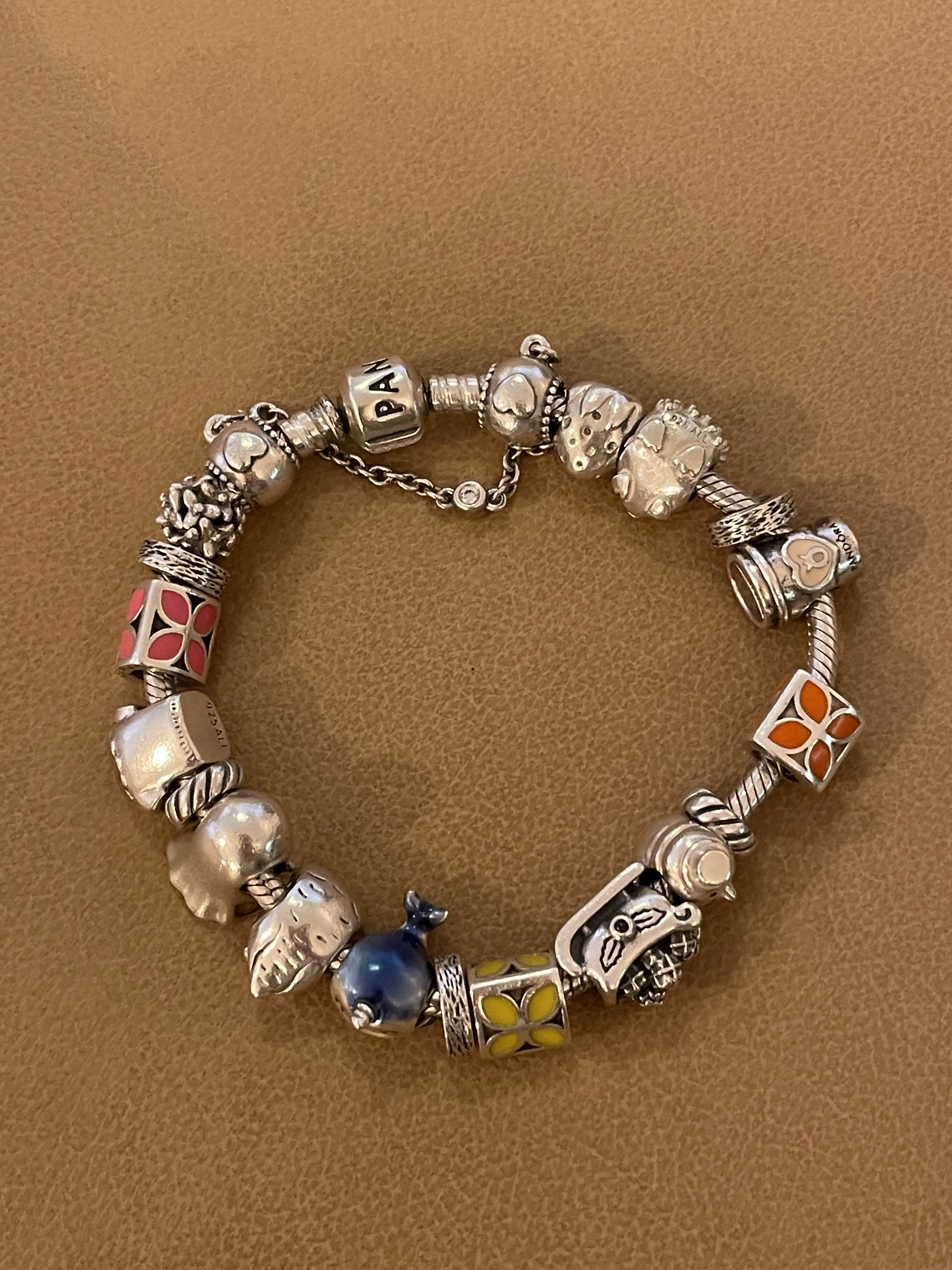 PANDORA Bracelet, 19cm with 13 Charms | LOOP Marketplace