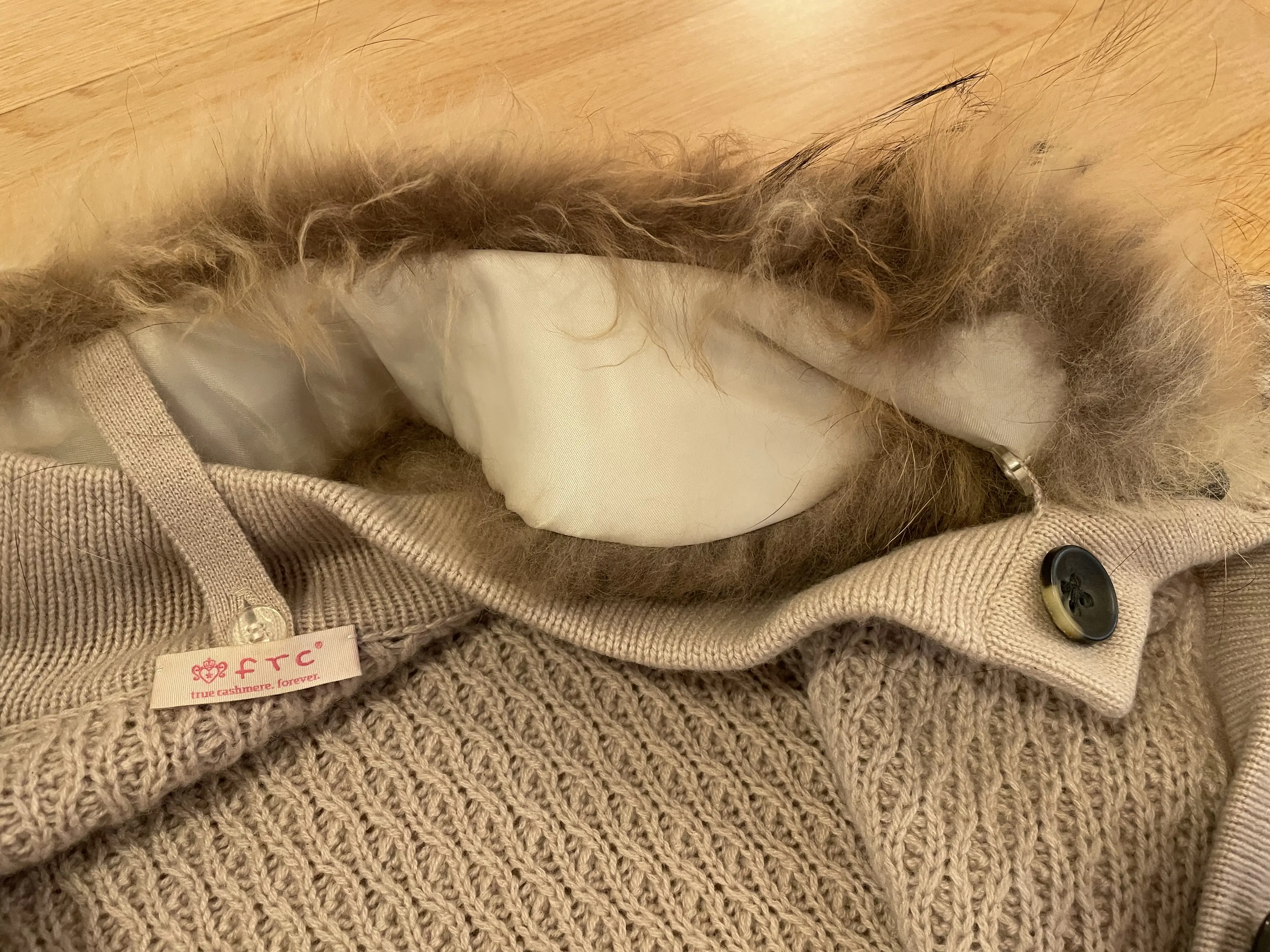 FTC fair trade 100% Cashmere Cardigan | LOOP Marketplace