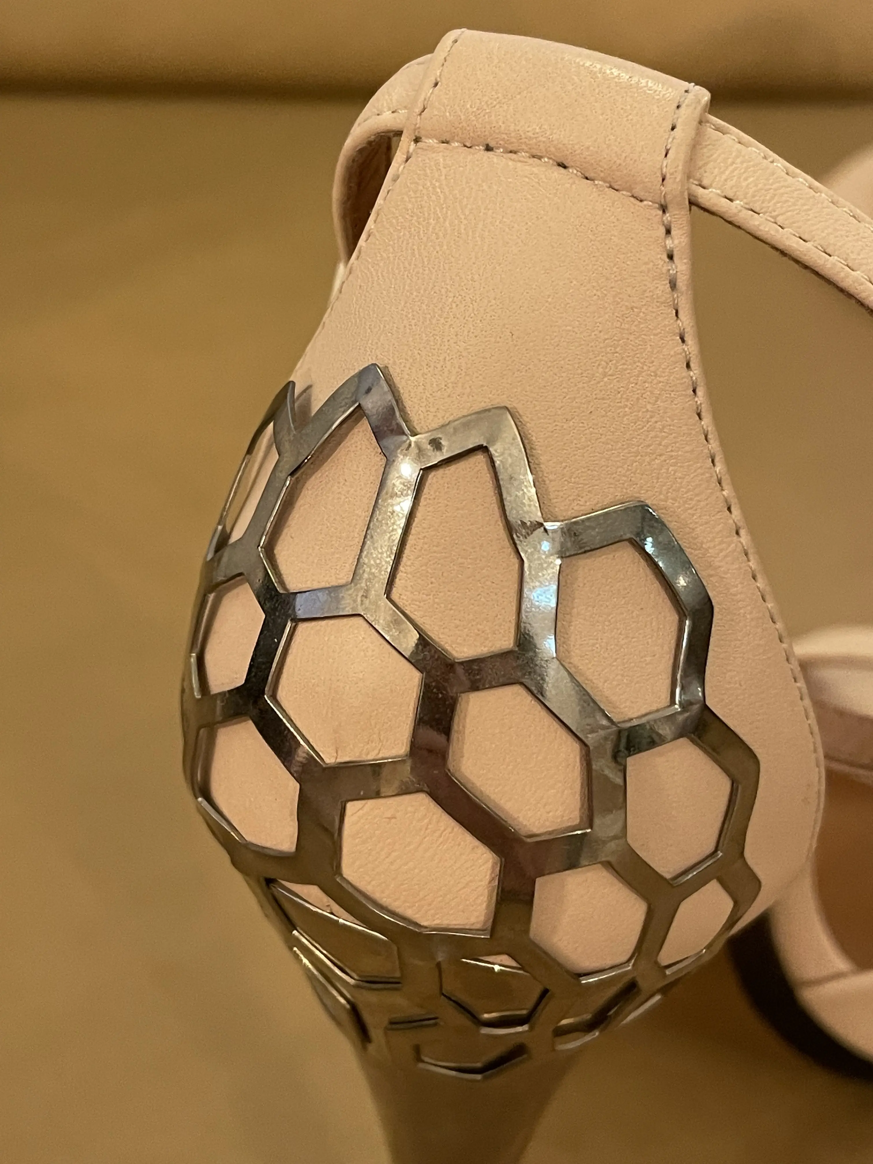 FENDI High Heels | LOOP-Marktplatz