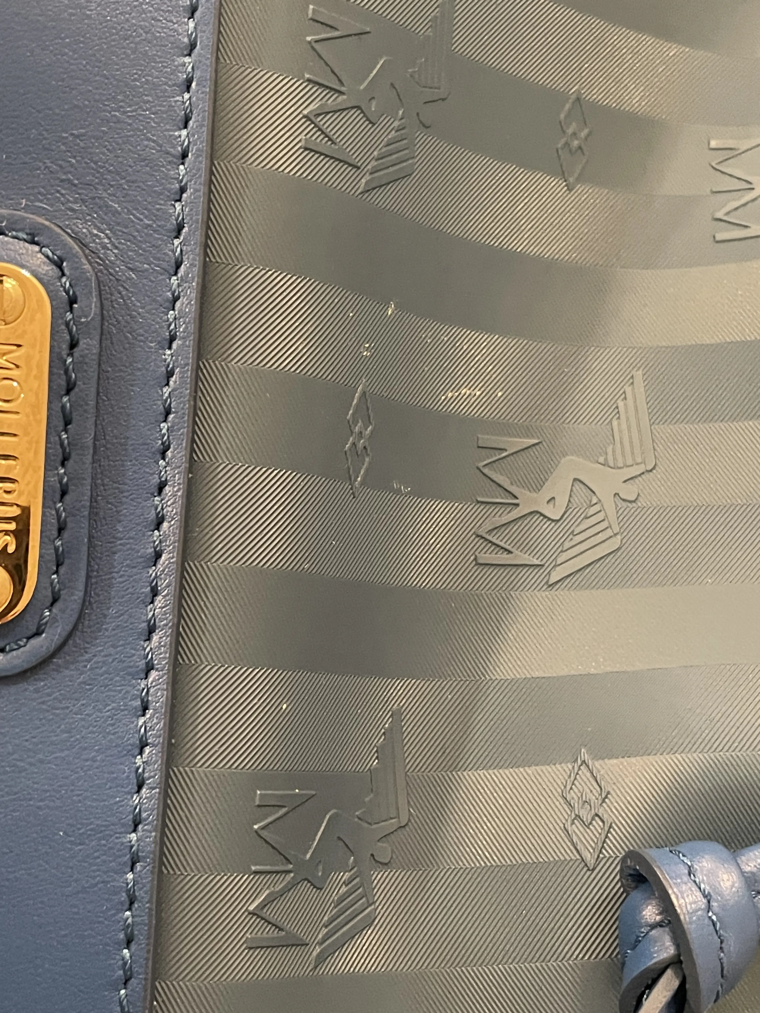 Maison Mollerus blue Sion Bucket Bag | LOOP Marketplace