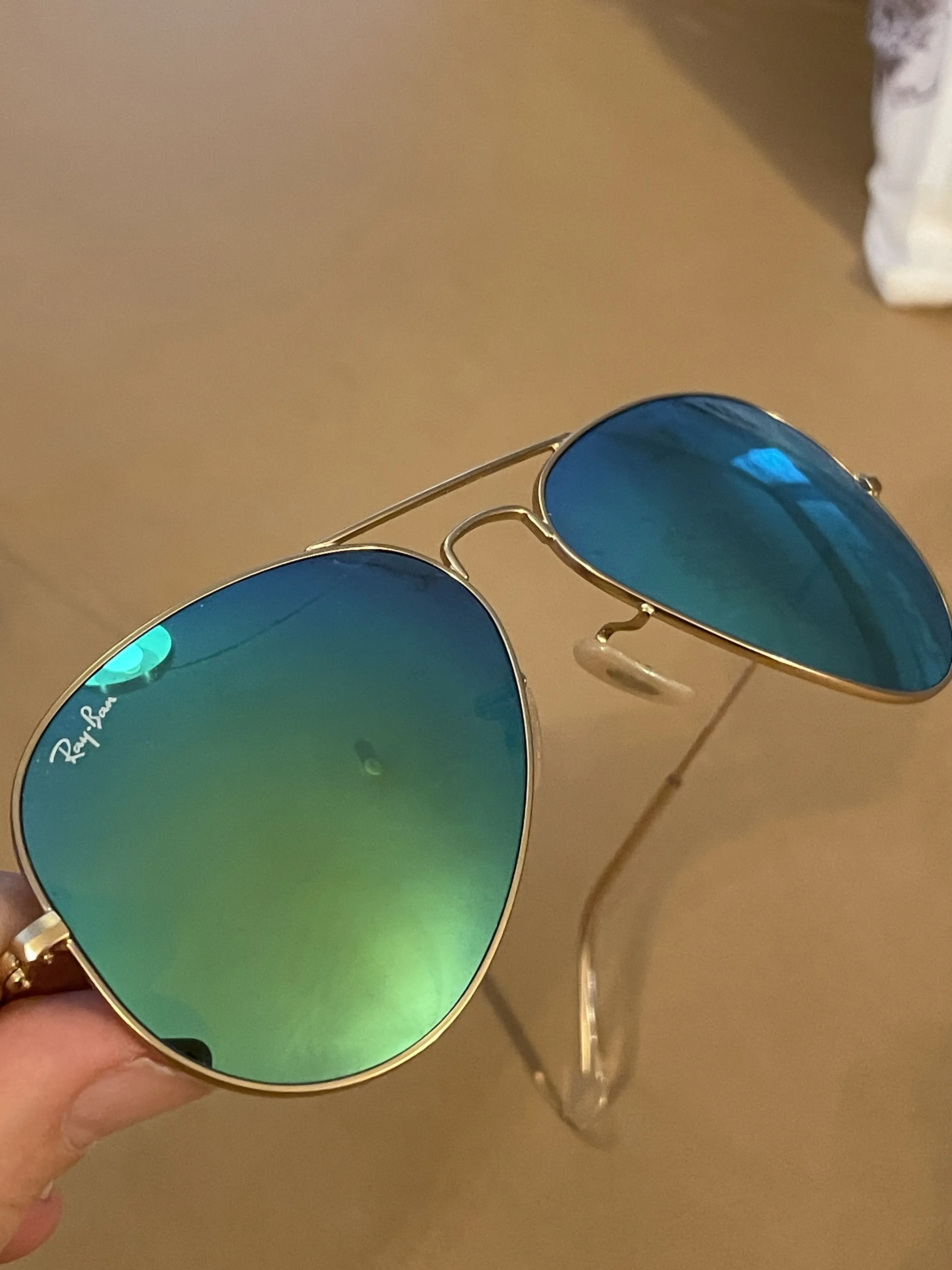 RAY-BAN Aviator gold Pilot Sunglasses | Marché LOOP