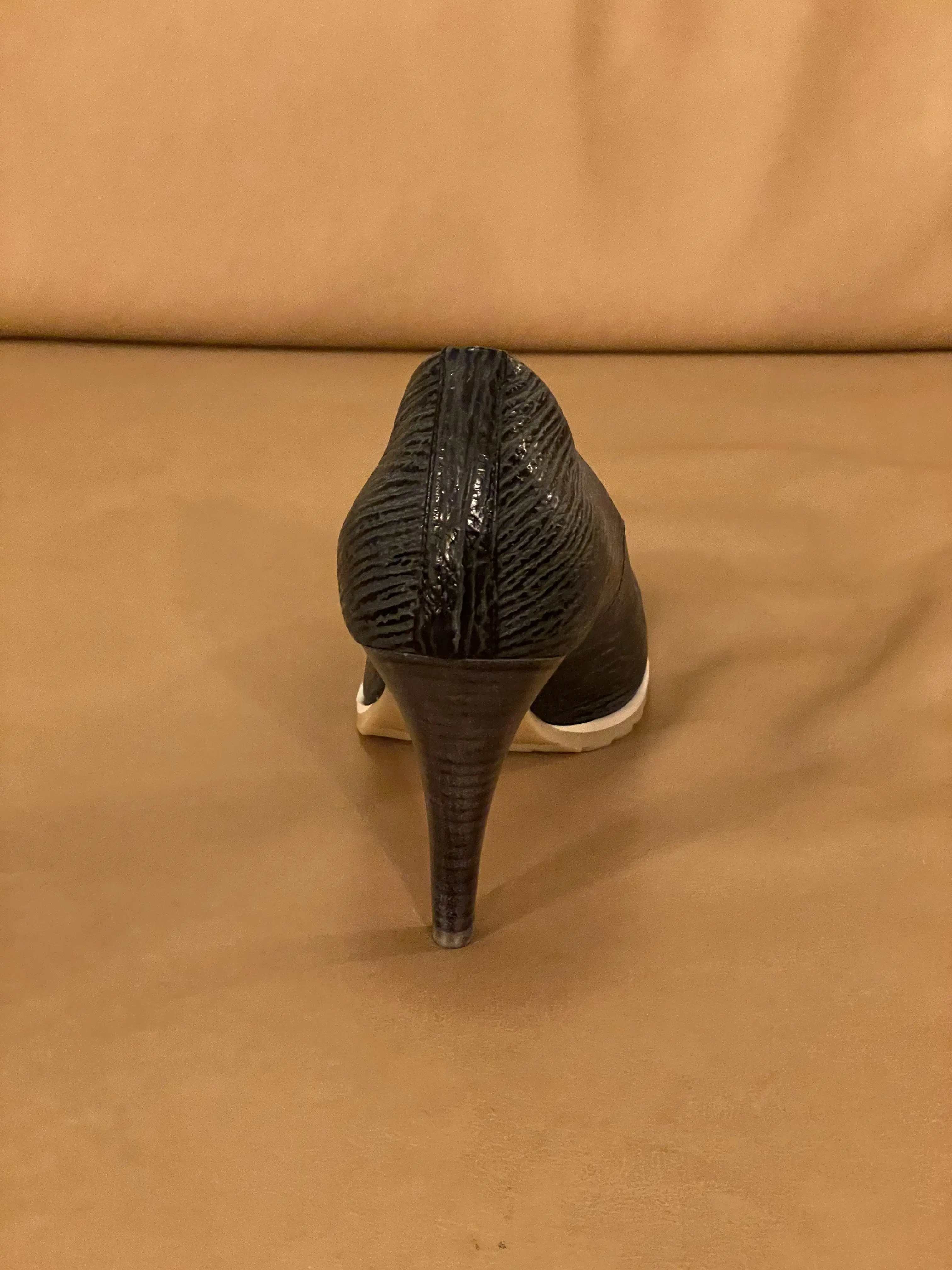 NAVYBOOT Leather High Heels | Marché LOOP