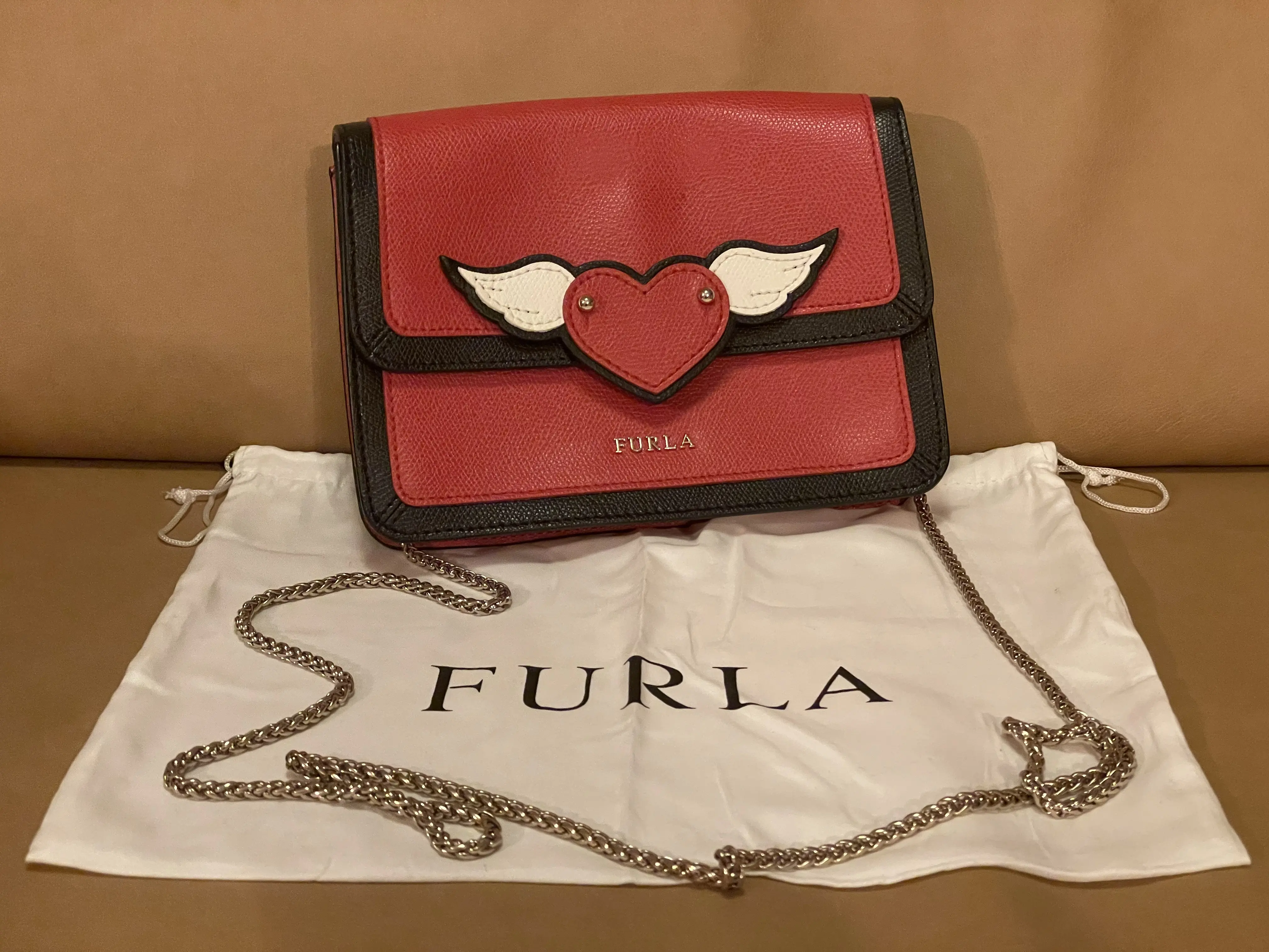 FURLA small crossbody Leather Bag | Marché LOOP