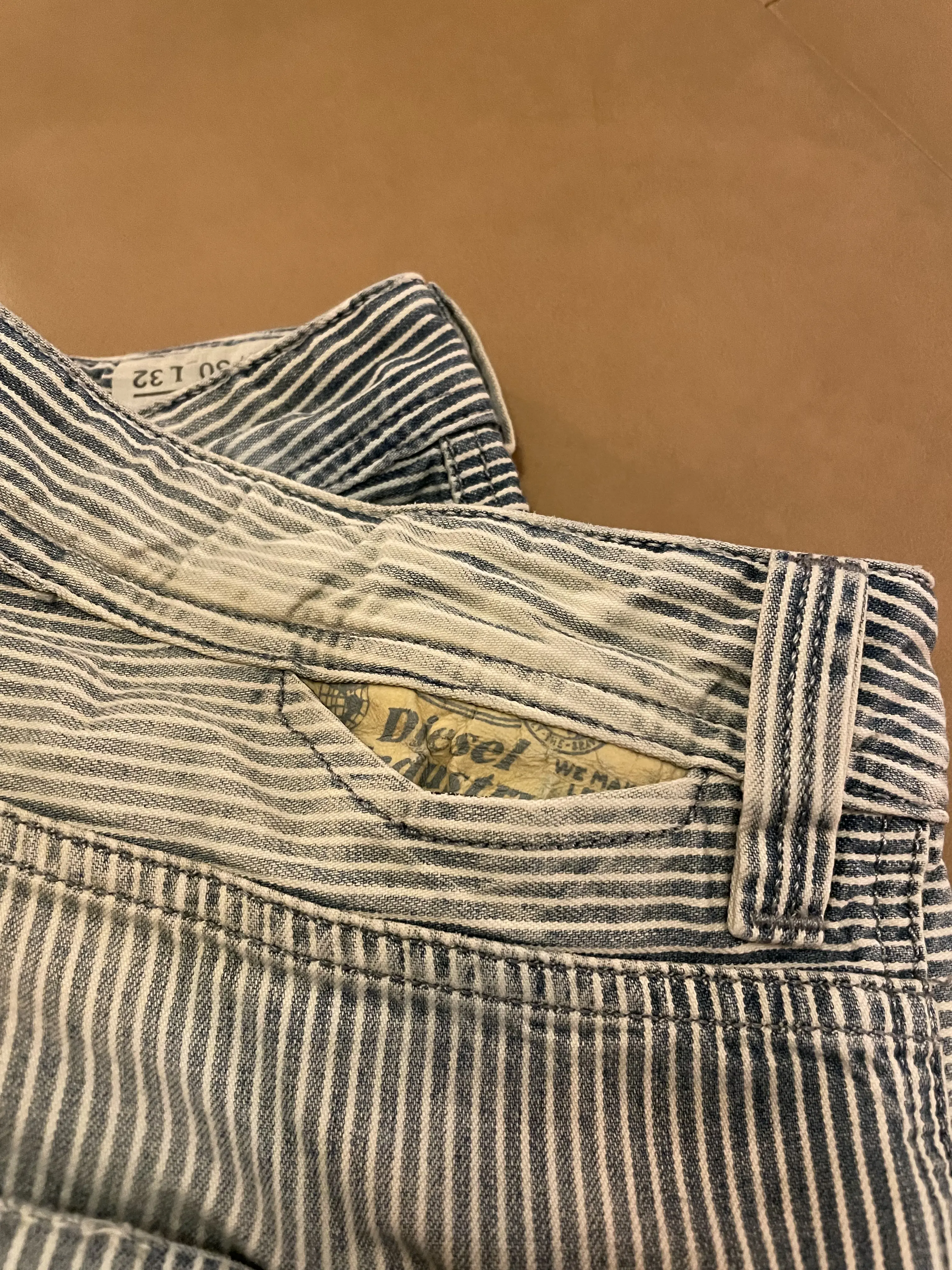 DIESEL striped distressed Jeans | LOOP-Marktplatz