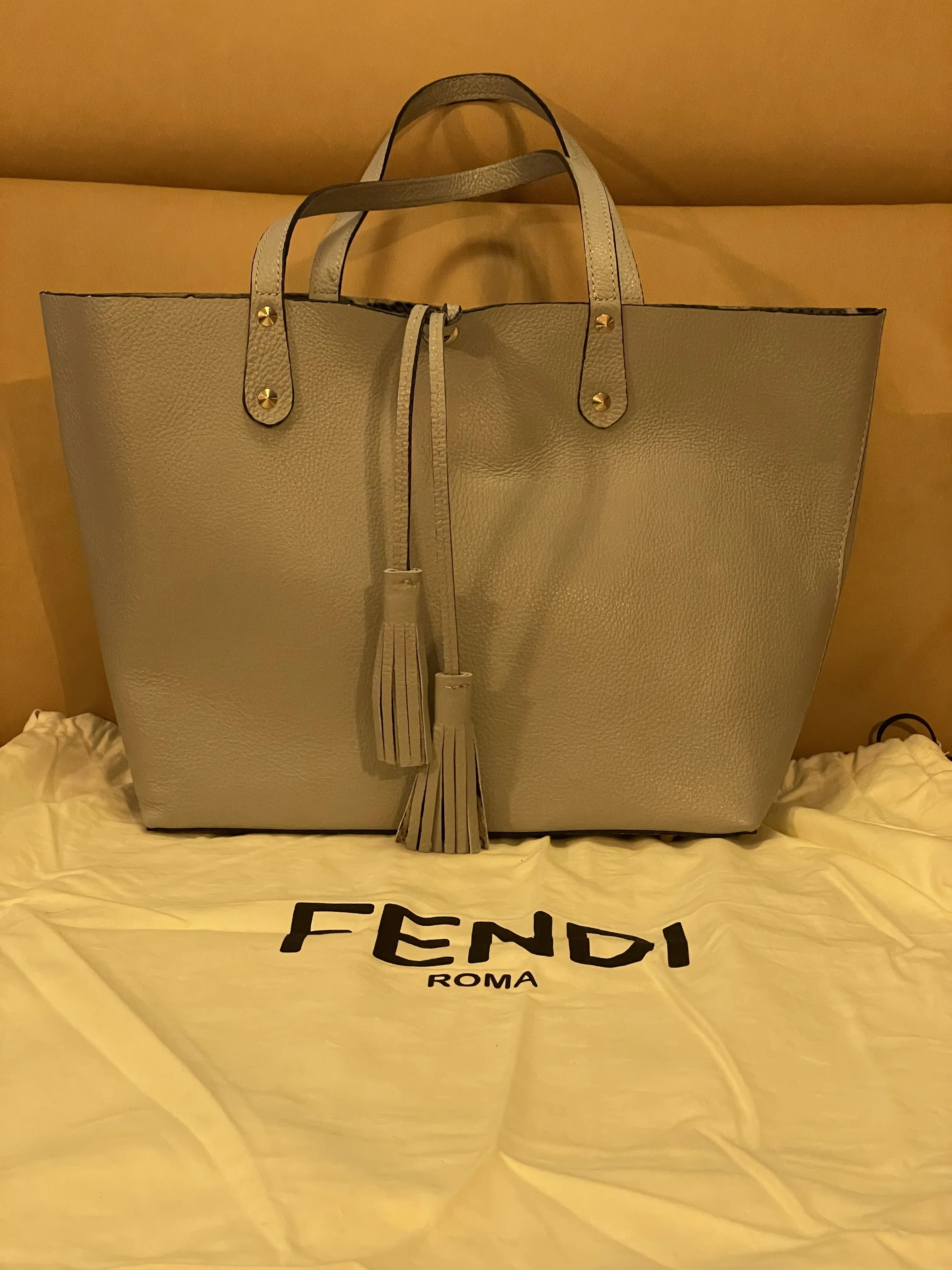 FENDI Shopper / Tote Bag in Grey | LOOP Marketplace