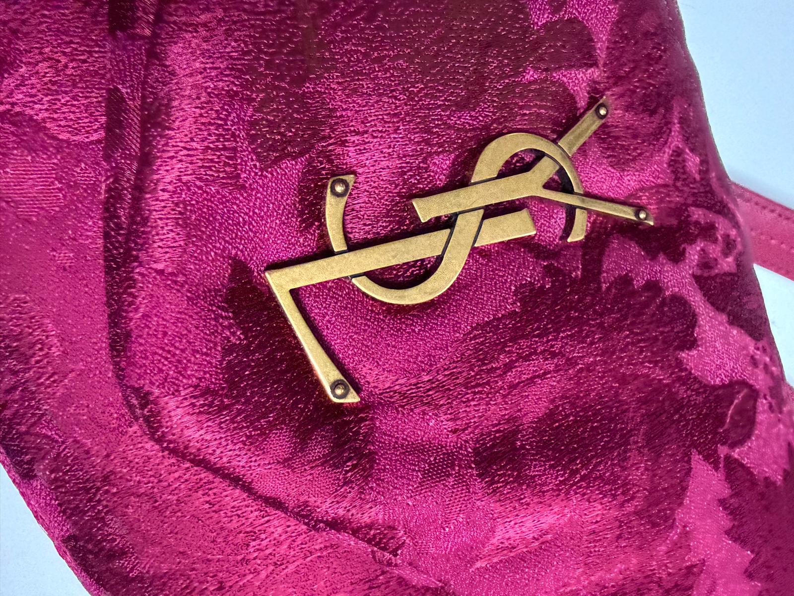 Yves Saint Laurent bag | LOOP-Marktplatz