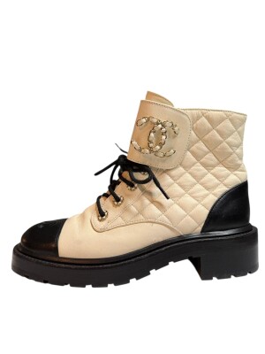 Chanel ankle boots | LOOP-Marktplatz