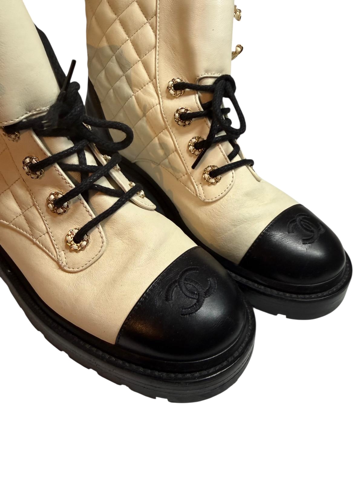 Chanel ankle boots | LOOP-Marktplatz