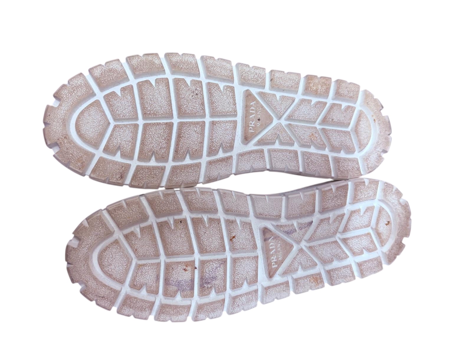 Prada sneakers | LOOP-Marktplatz