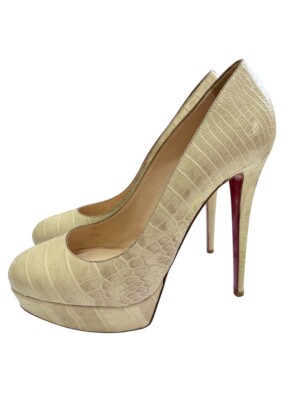 Louboutin high heels | LOOP-Marktplatz