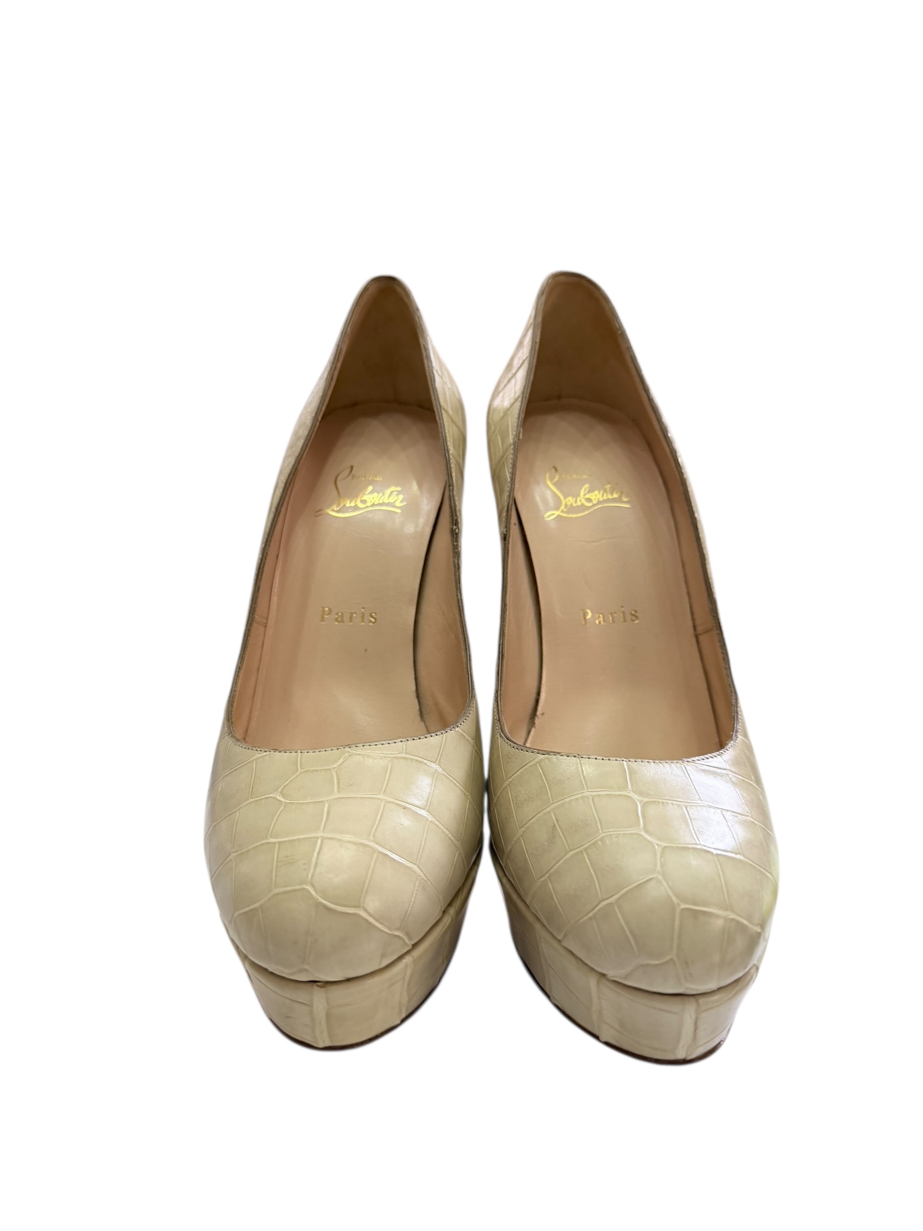 Louboutin high heels | LOOP-Marktplatz