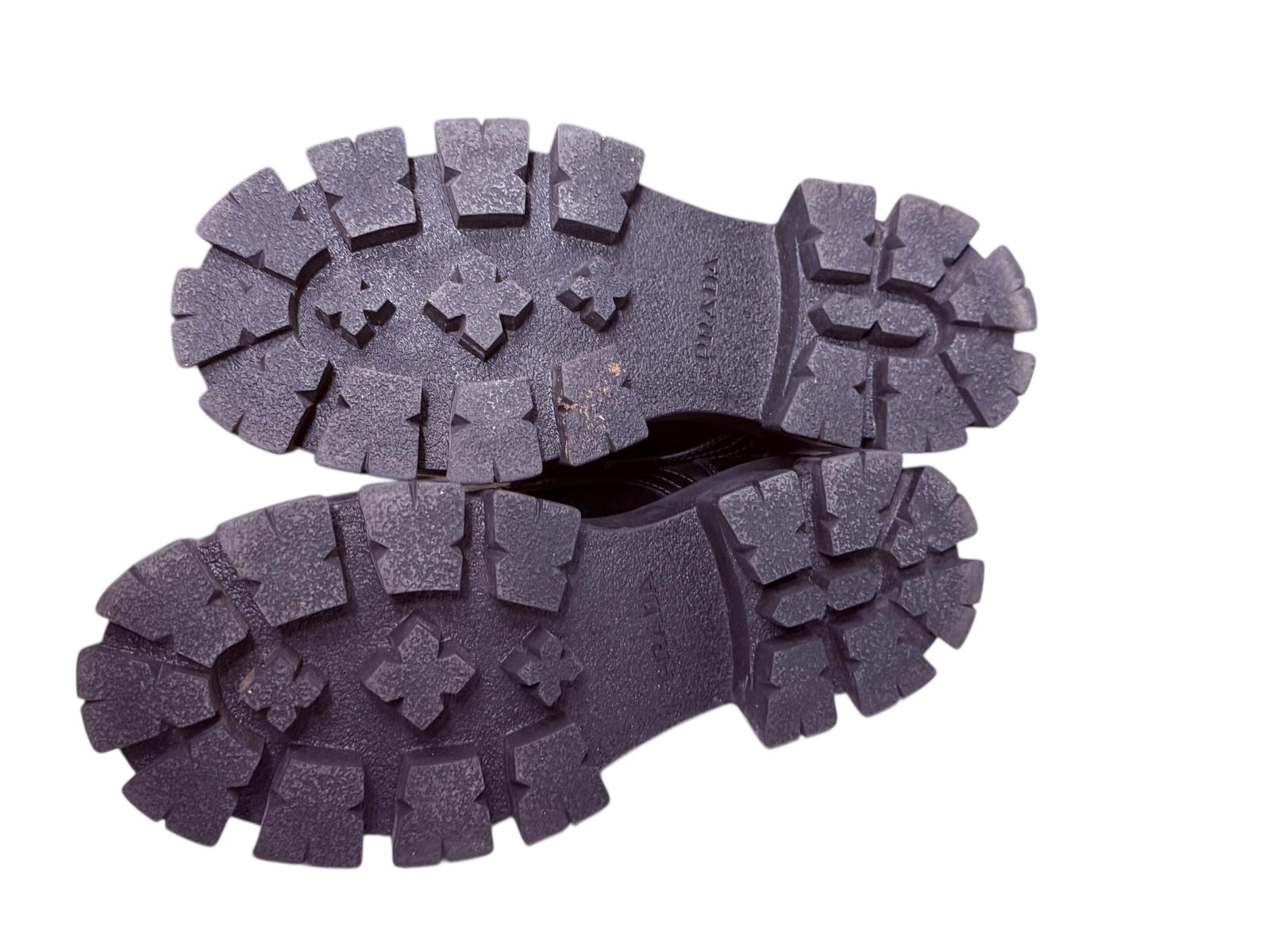 Prada ankle boots | LOOP-Marktplatz