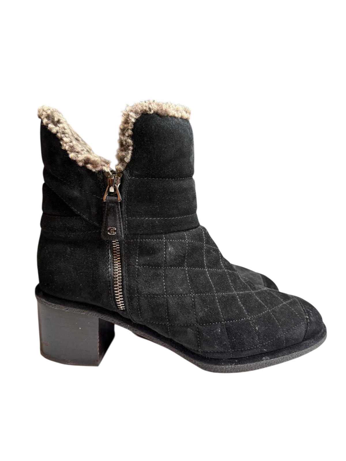 Chanel ankle boots | LOOP-Marktplatz