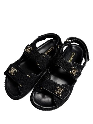 Chanel sandals | LOOP-Marktplatz