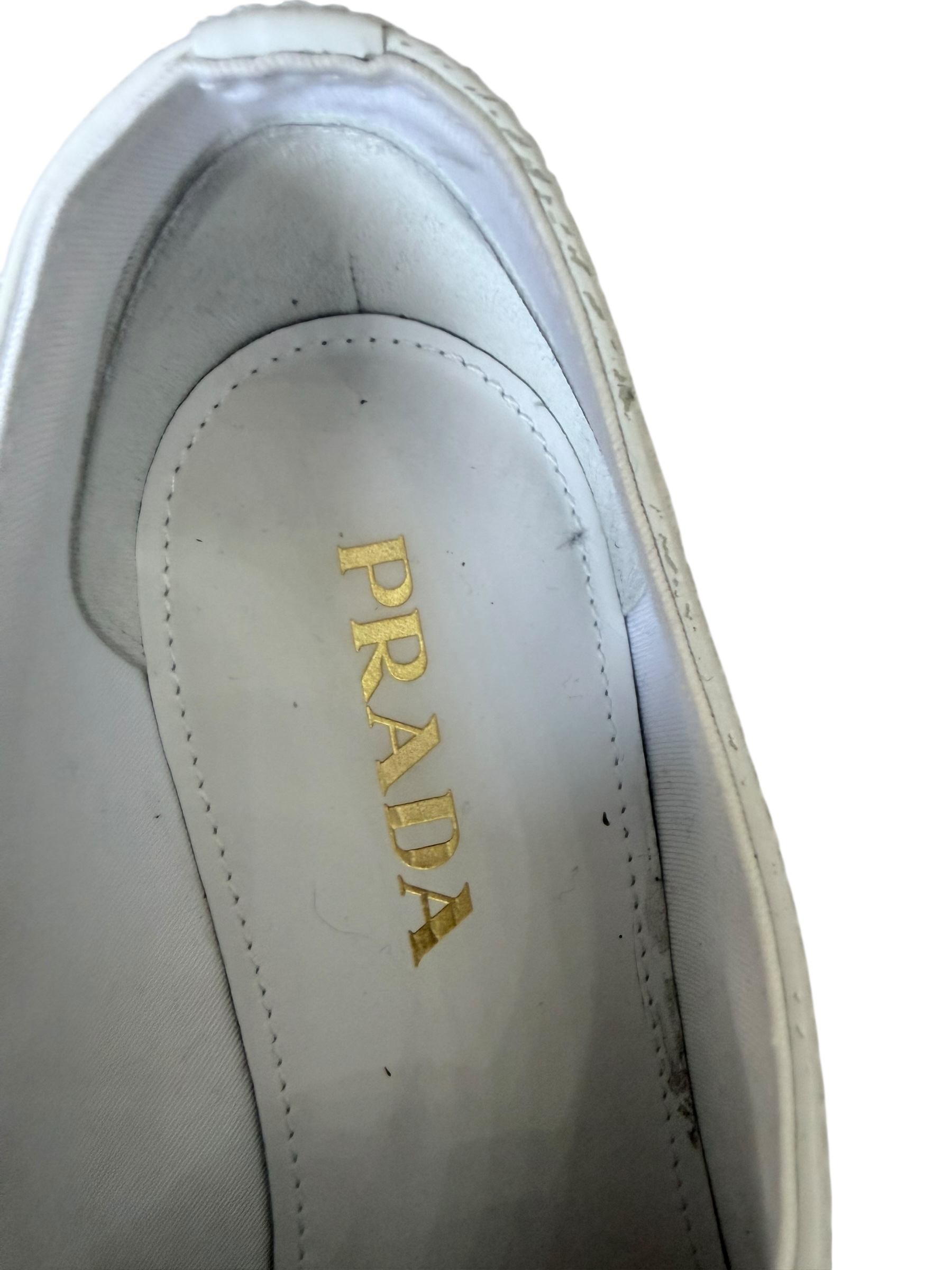 Prada loafers | LOOP-Marktplatz