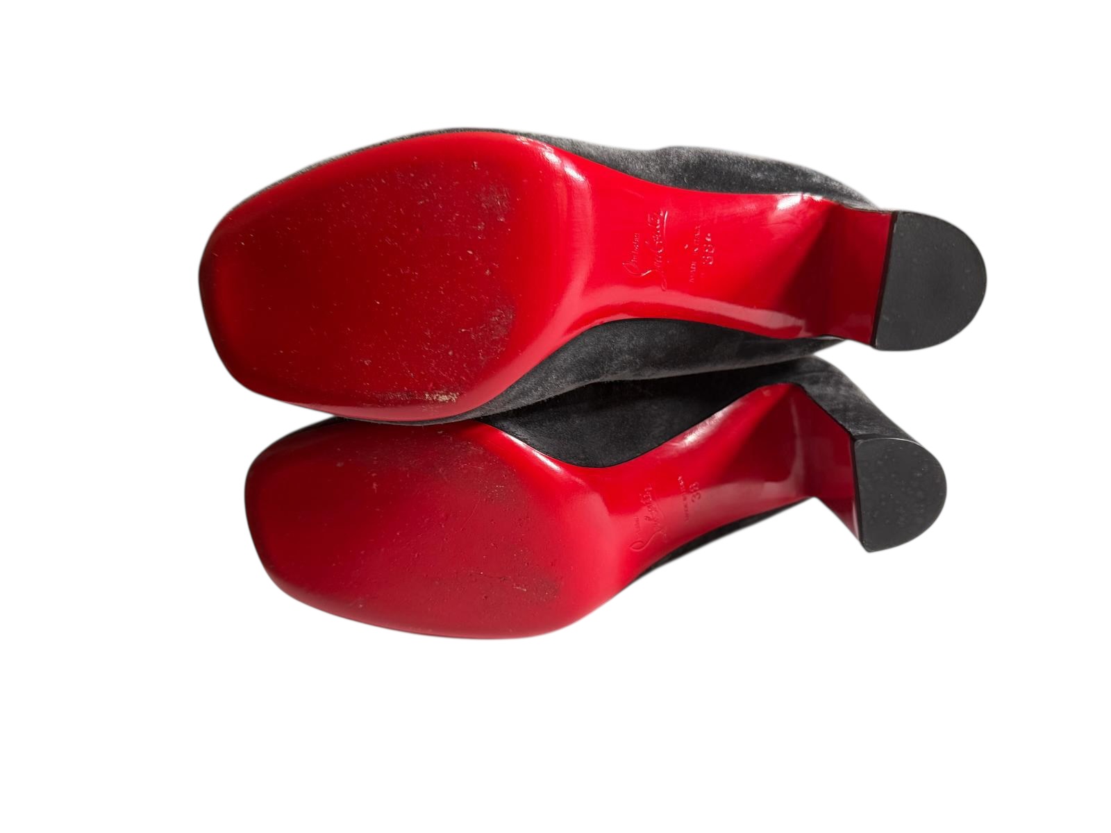 Louboutin boots | LOOP-Marktplatz