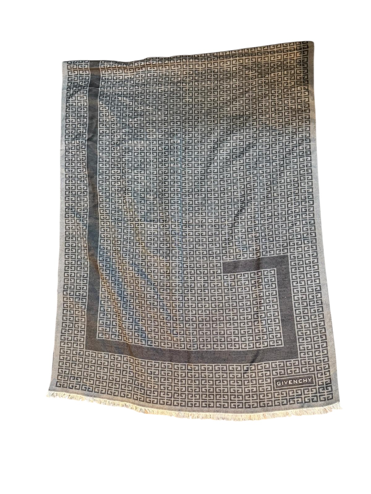 Givenchy scarf | LOOP-Marktplatz