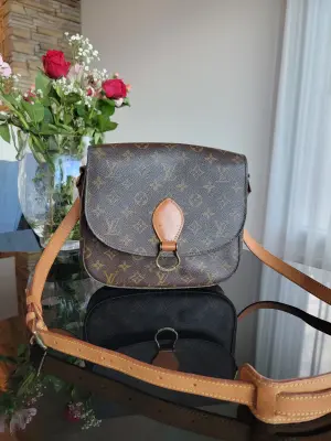LOUIS VUITTON St. Cloud GM | LOOP-Marktplatz