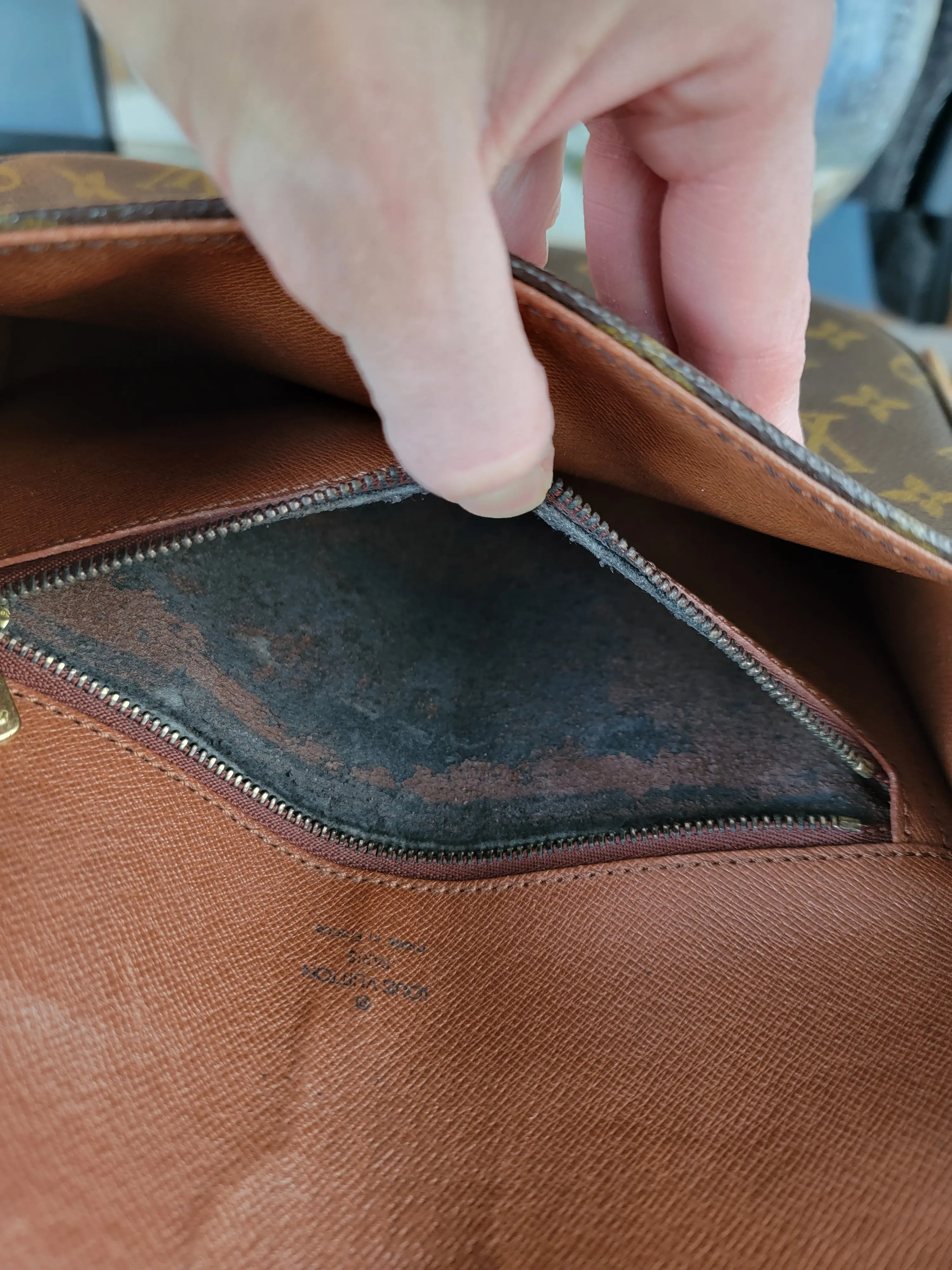 LOUIS VUITTON St. Cloud GM | LOOP-Marktplatz