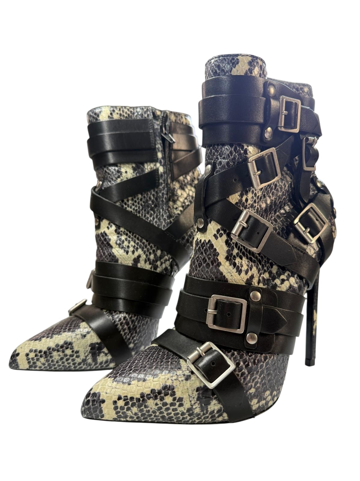 Yves Saint Laurent ankle boots