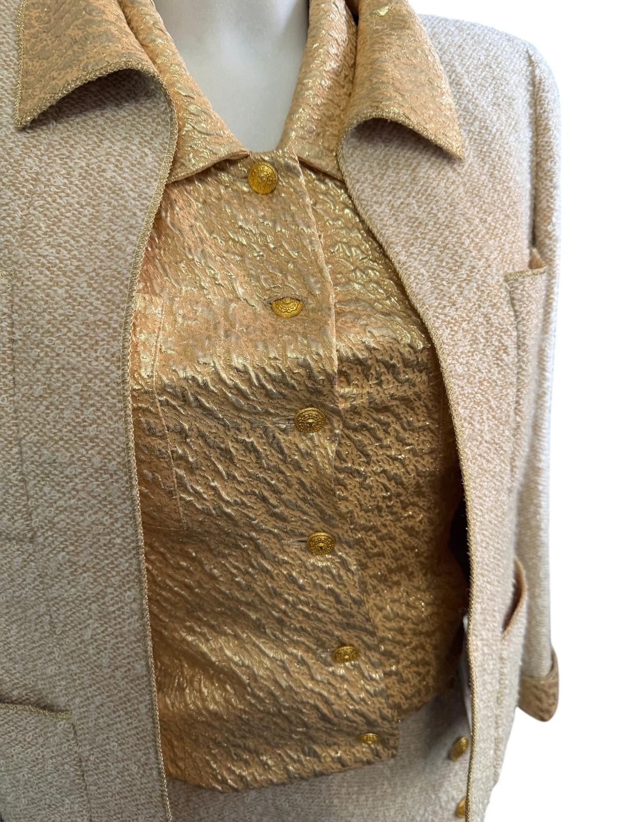 Chanel ensemble | LOOP-Marktplatz