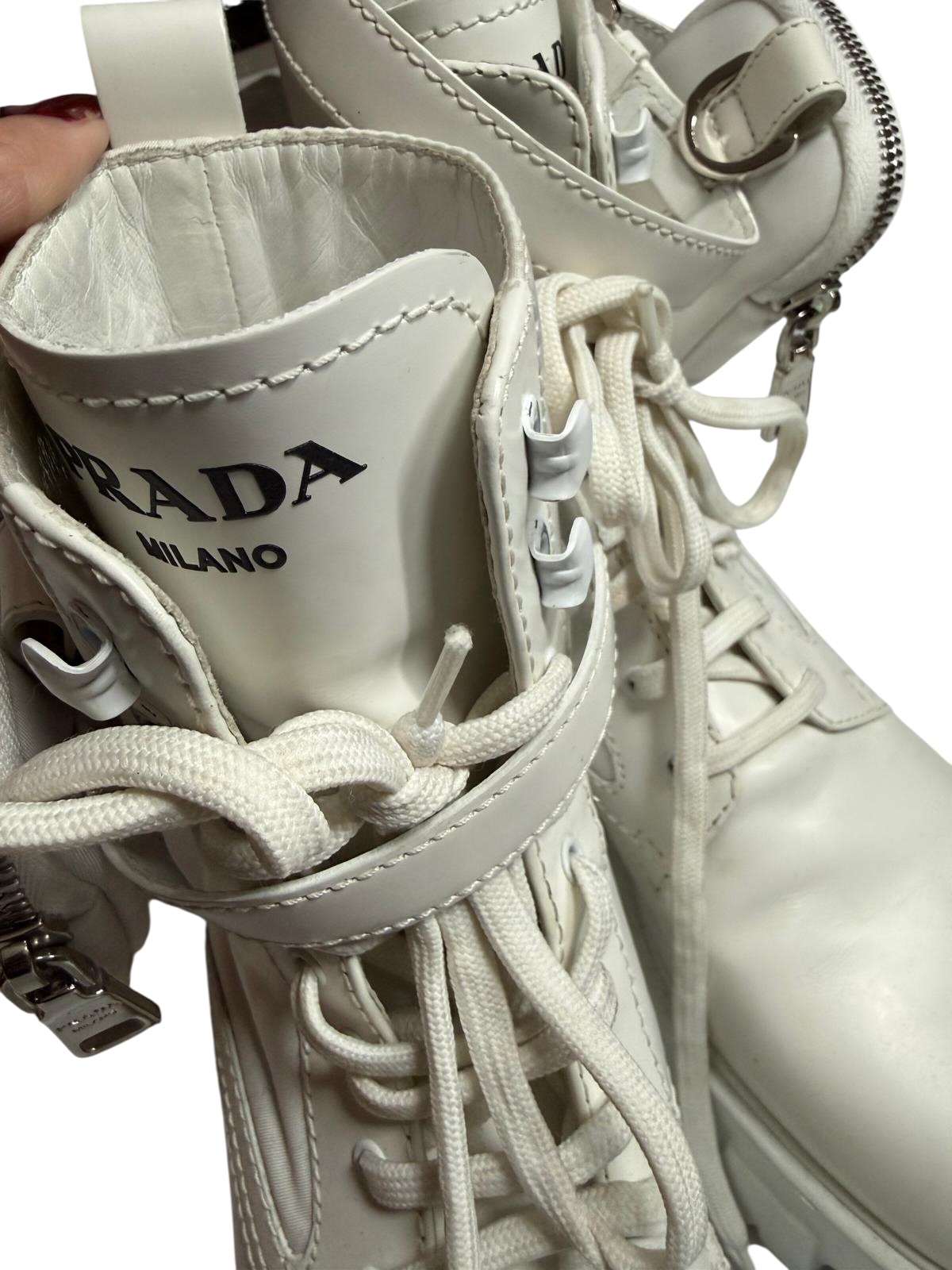 Prada Monolith ankle boots | LOOP-Marktplatz