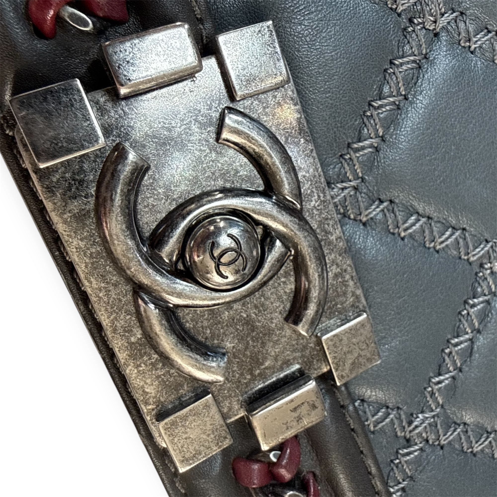 Chanel Boy bag | LOOP-Marktplatz