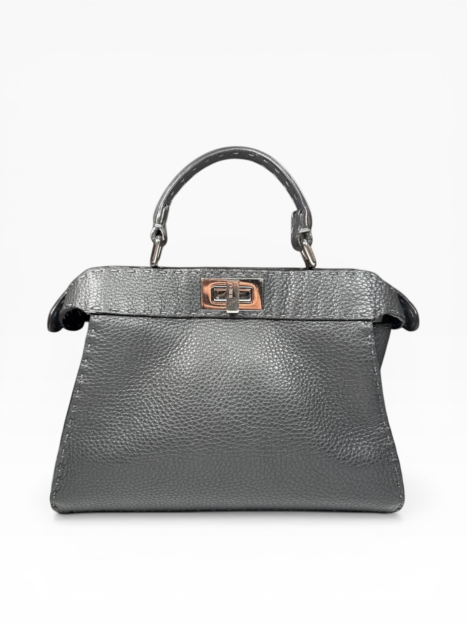Fendi Small Peekaboo Bag | LOOP-Marktplatz