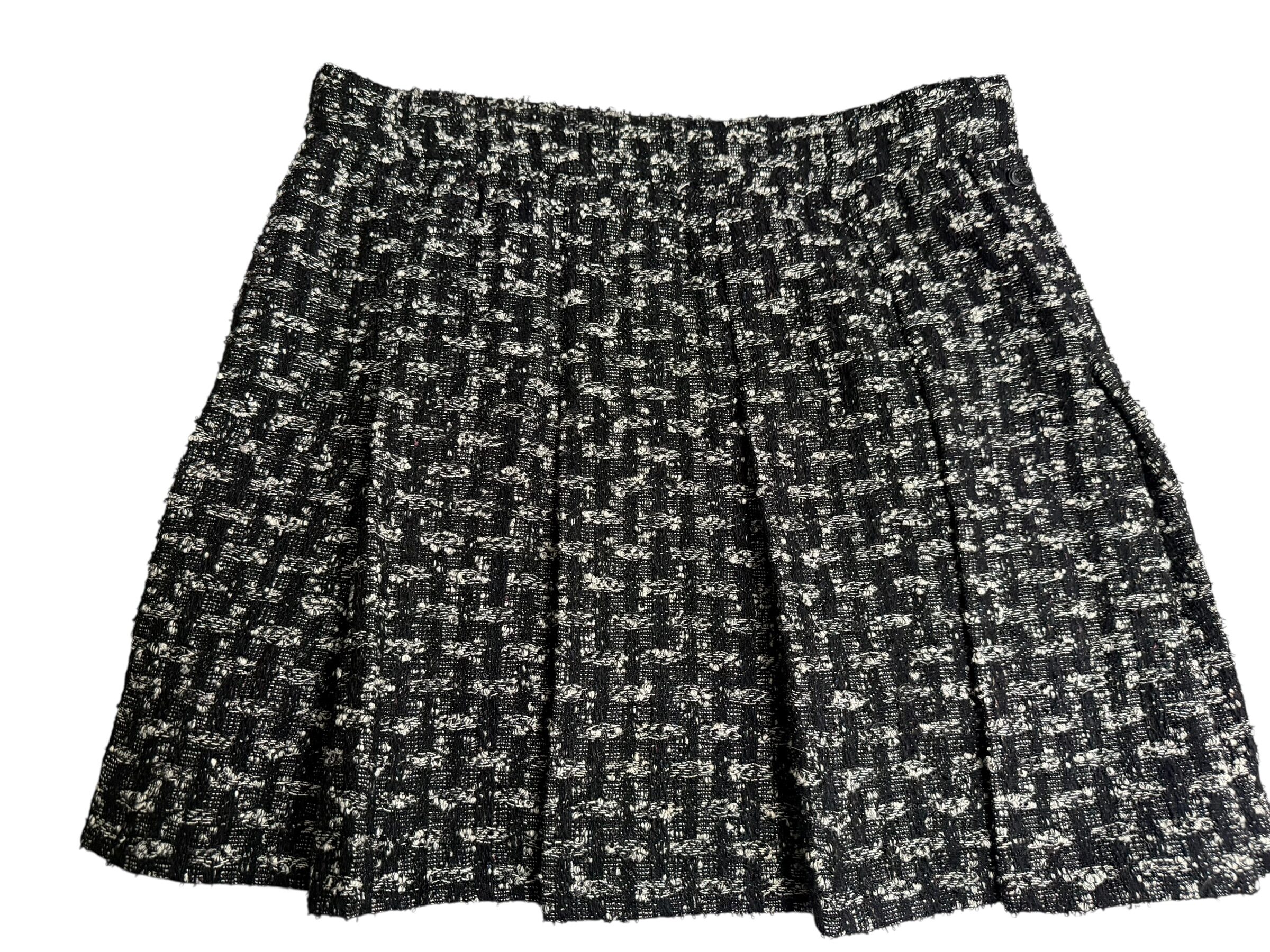 Chanel skirt | LOOP-Marktplatz