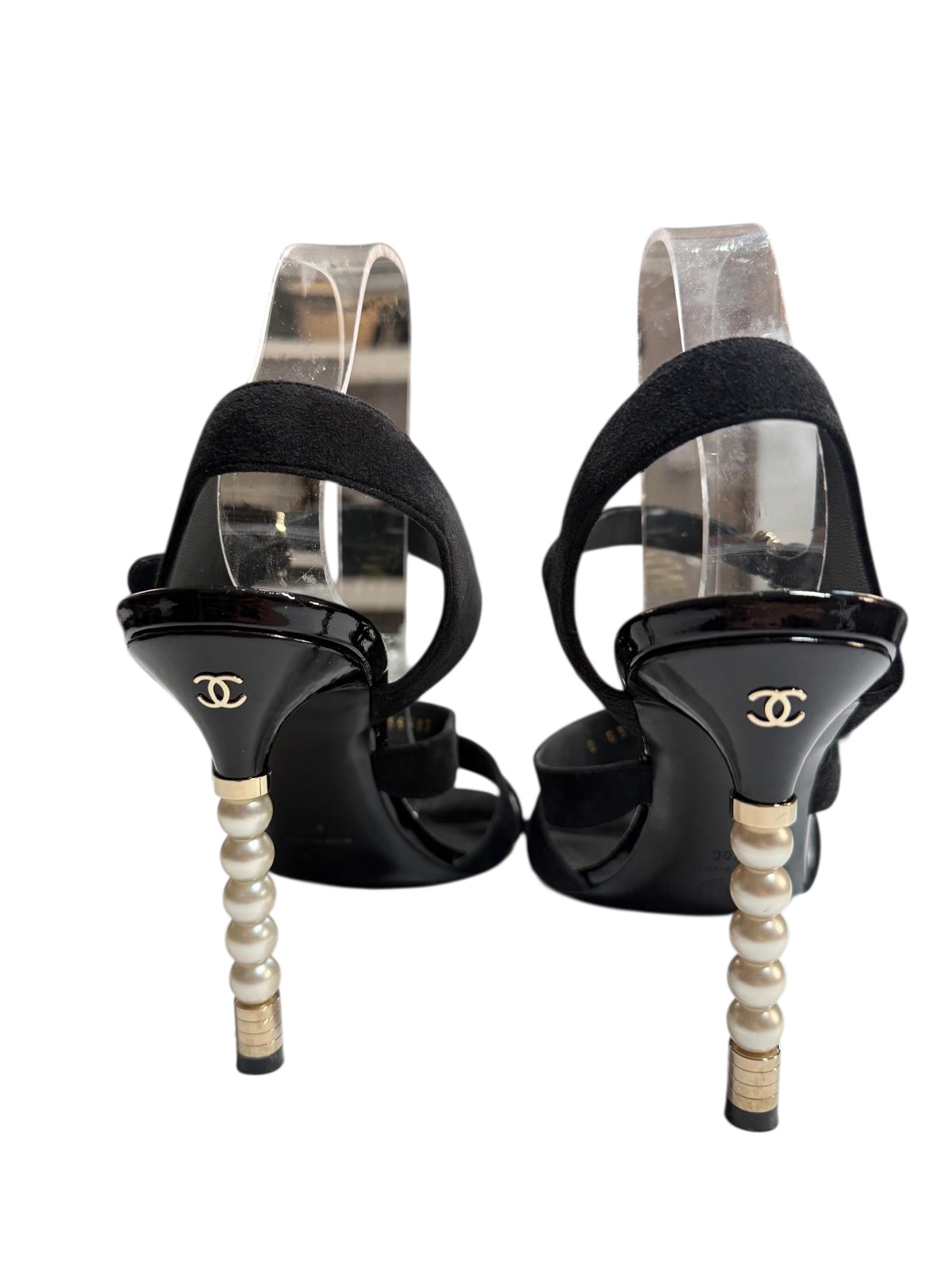 Chanel sandals | LOOP-Marktplatz