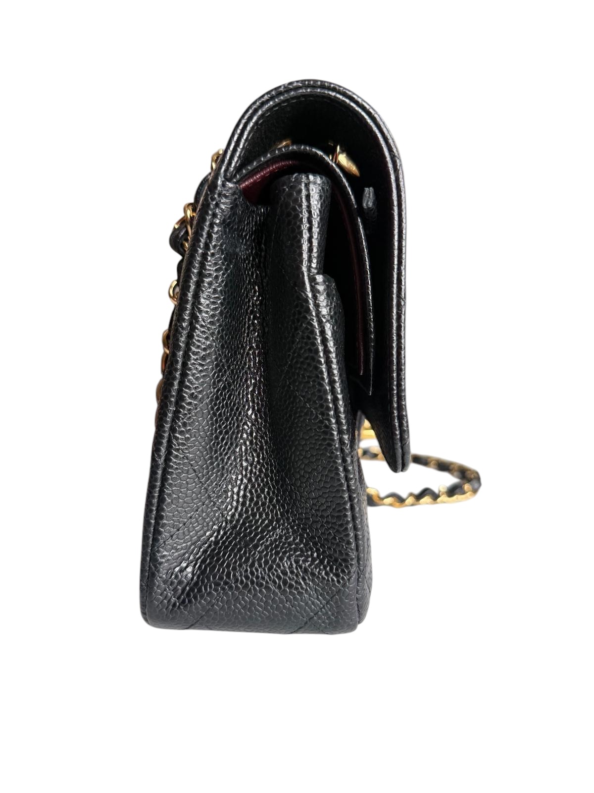 Chanel Timeless bag | LOOP-Marktplatz