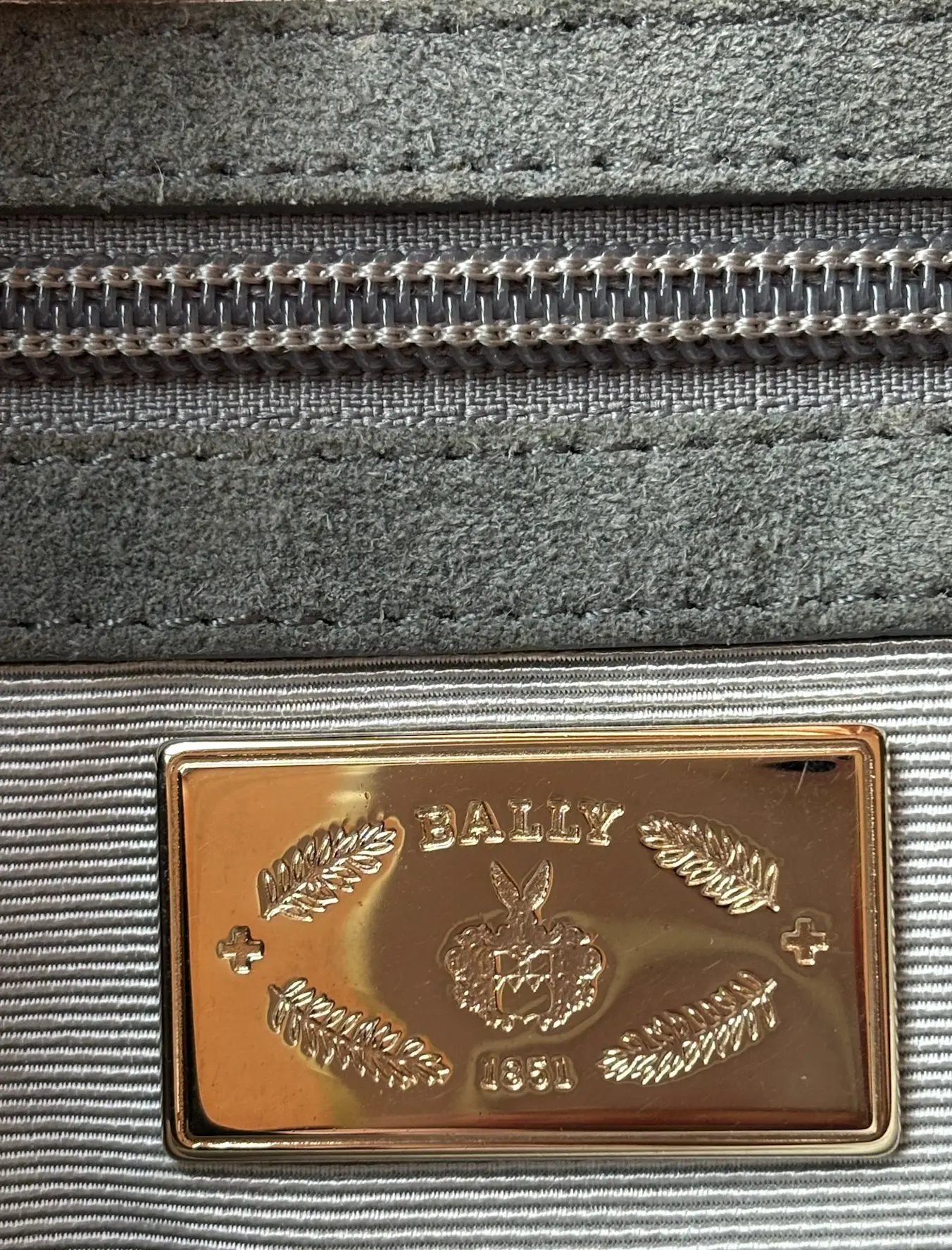 BALLY Shoulderbag - gray suede | LOOP-Marktplatz