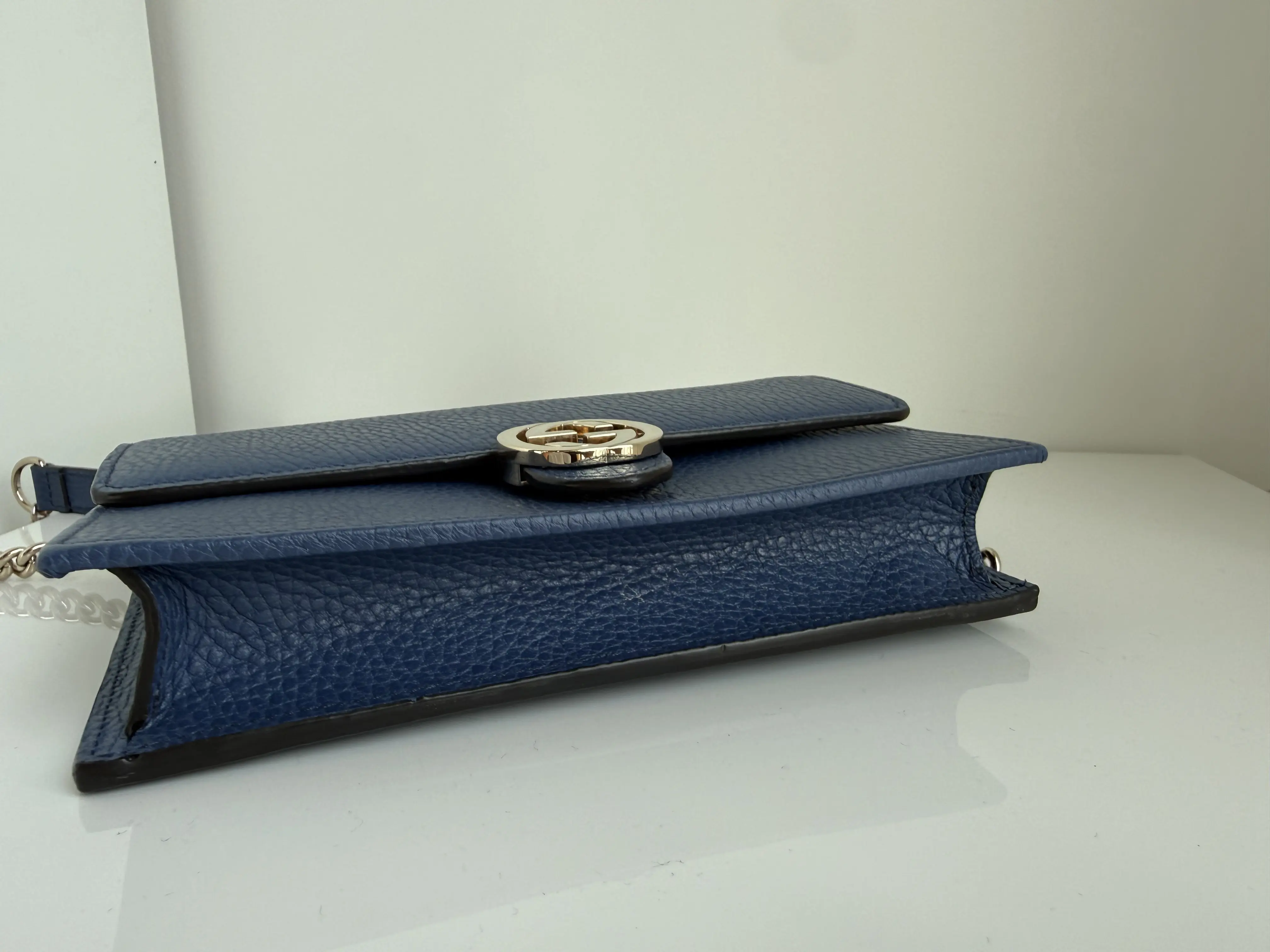 Portefeuille GUCCI GG Interlocking avec chaîne | Marché LOOP