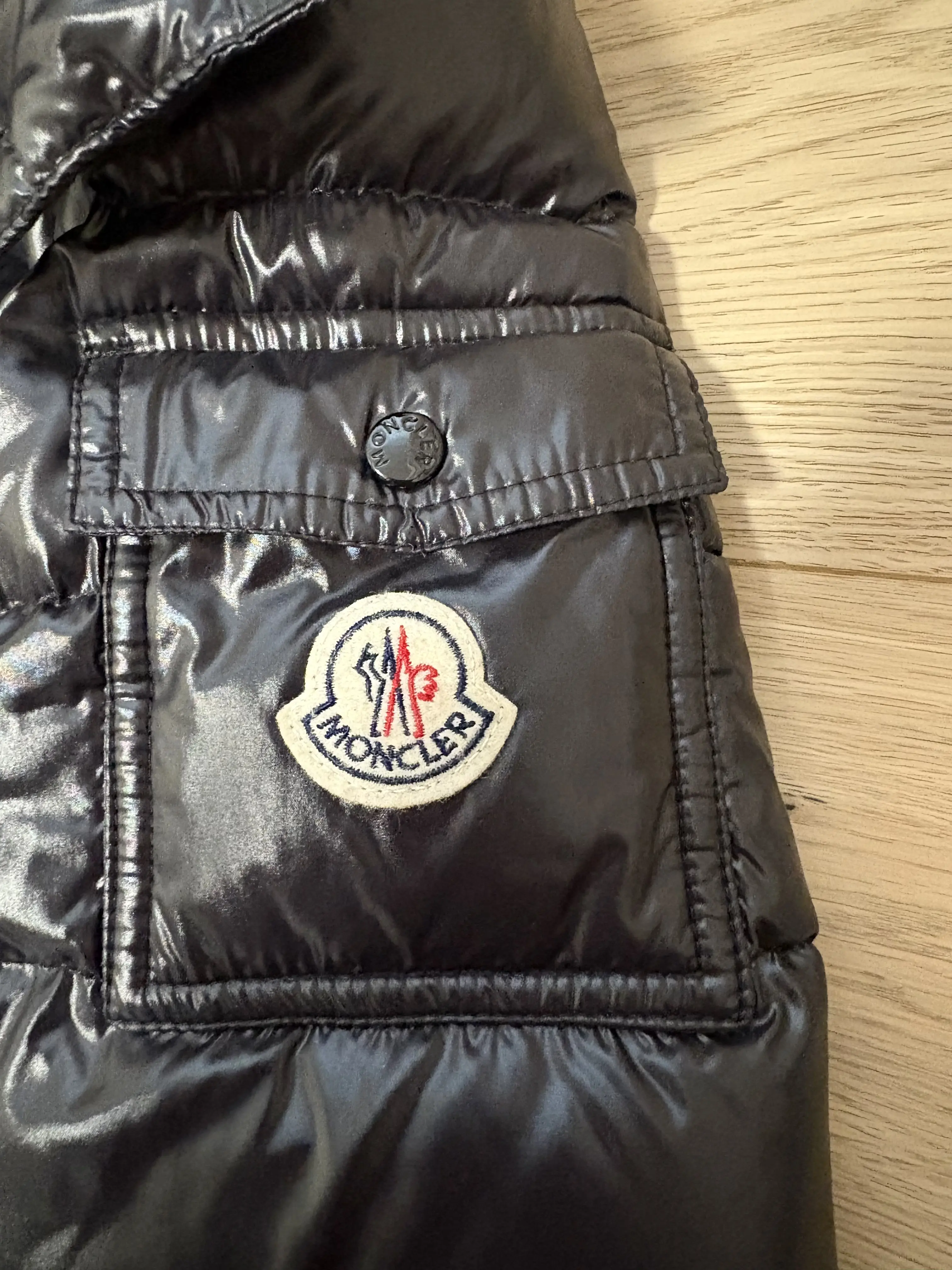 MONCLER Bady Jacke | LOOP-Marktplatz