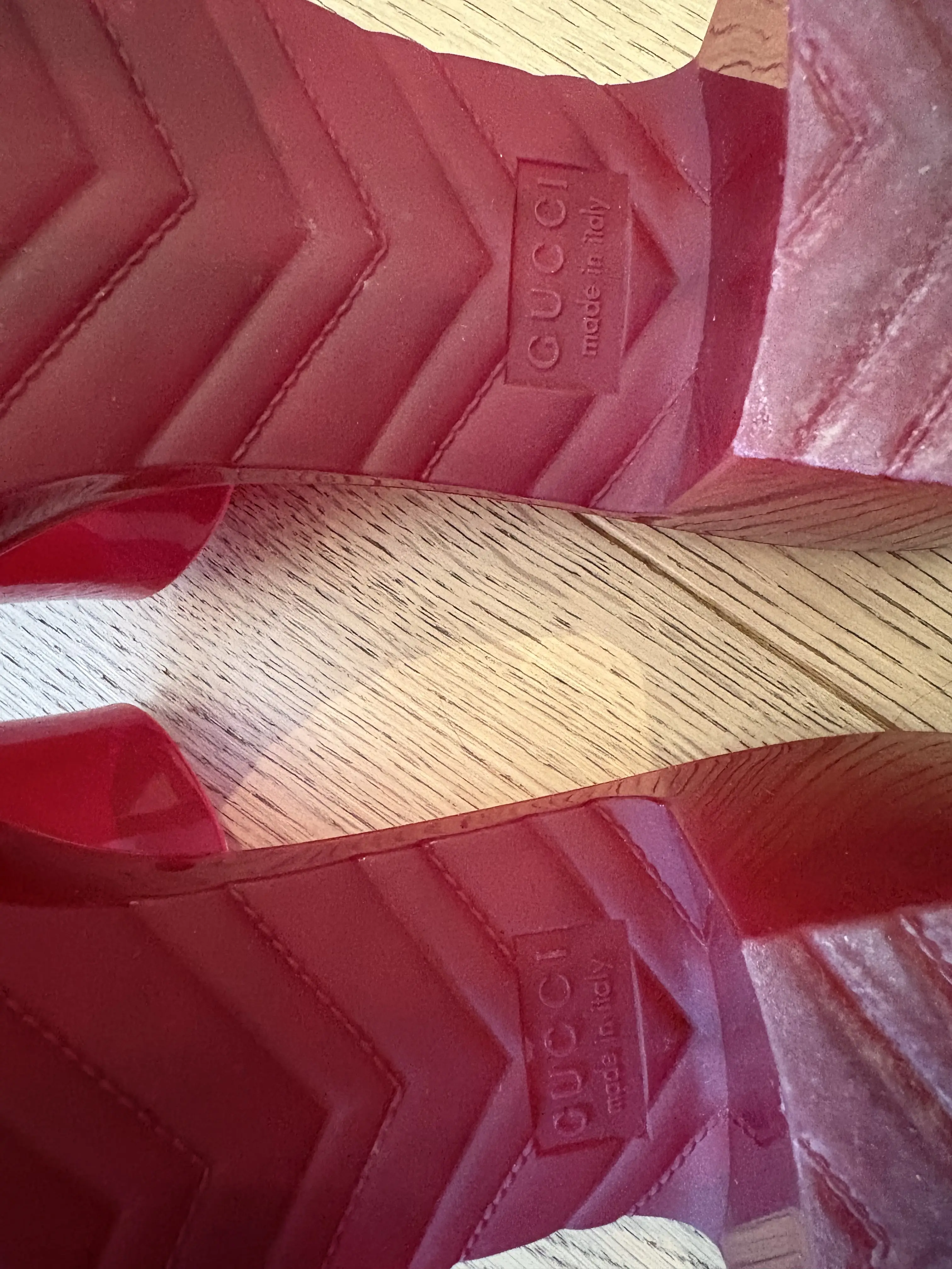Sandales rouges transparentes GUCCI | Marché LOOP