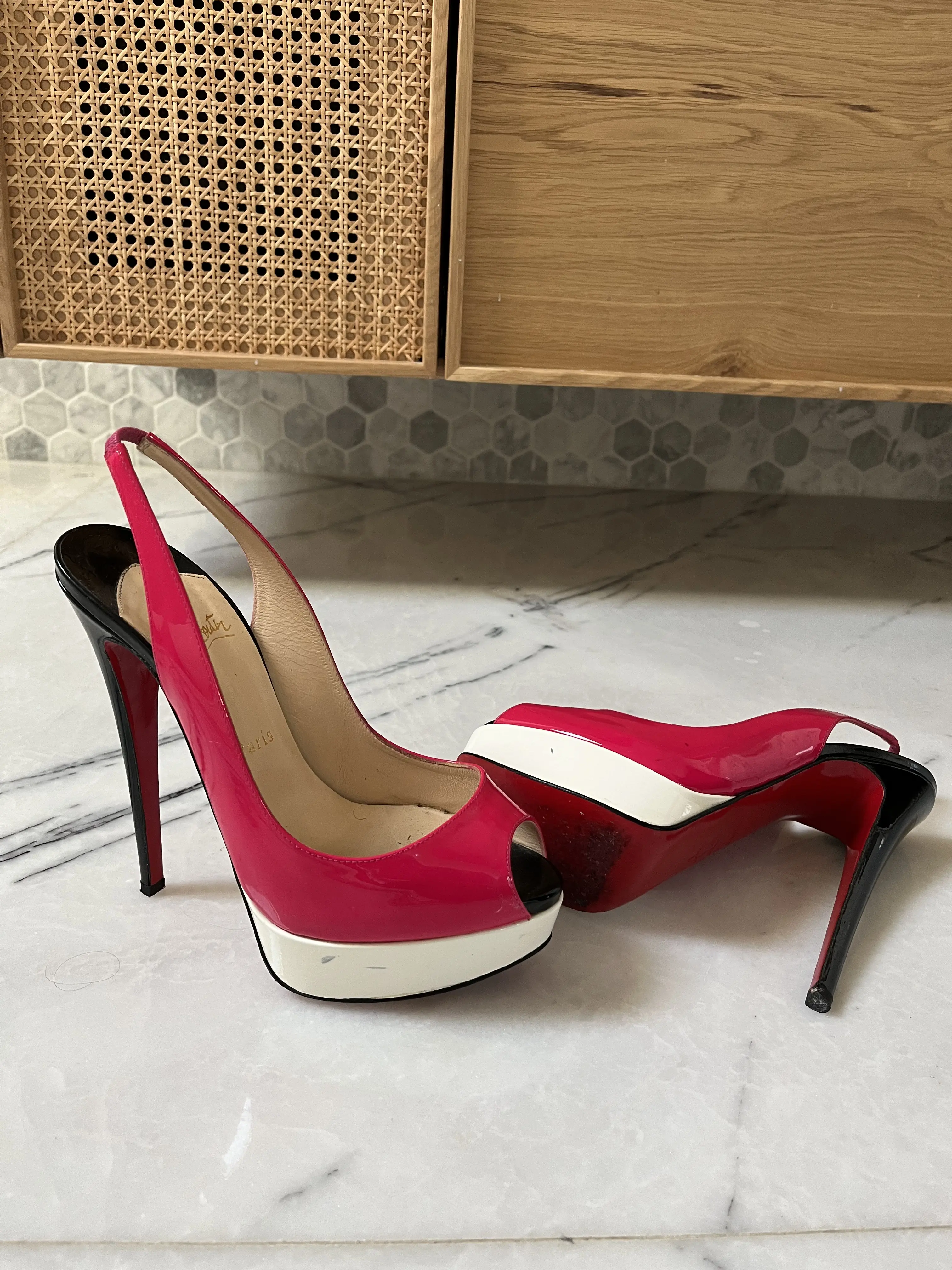 CHRISTIAN LOUBOUTIN platform heels | LOOP-Marktplatz