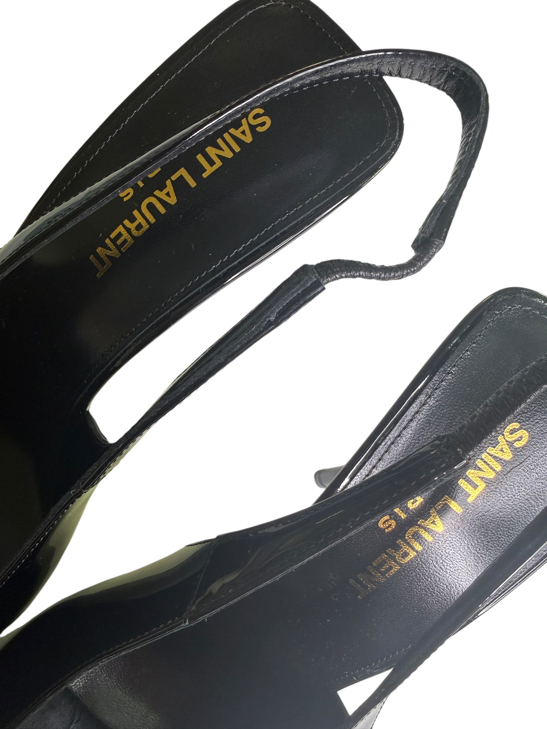 Yves Saint Laurent pumps