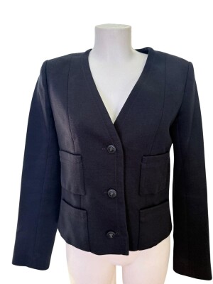 Chanel jacket | LOOP-Marktplatz