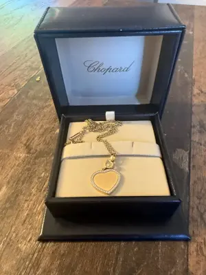 CHOPARD Golden Hearts or rose diamants | LOOP-Marktplatz