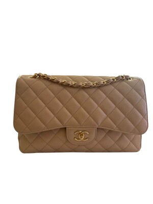 Chanel Jumbo bag | LOOP-Marktplatz