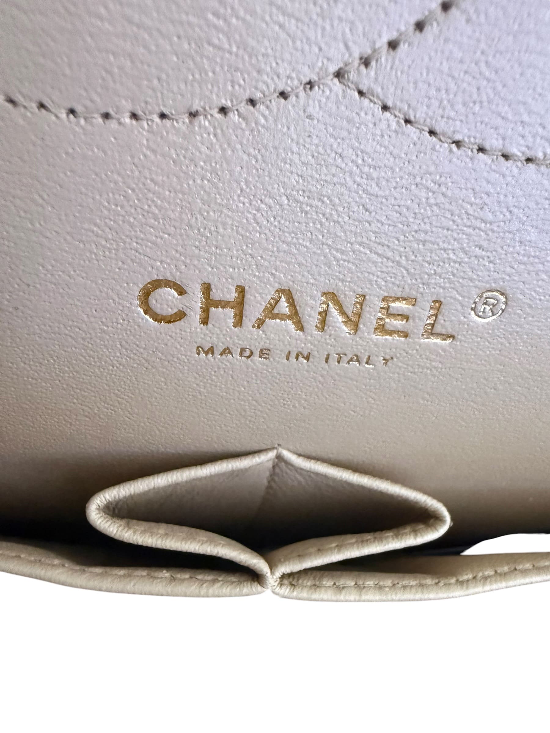 Chanel Jumbo bag