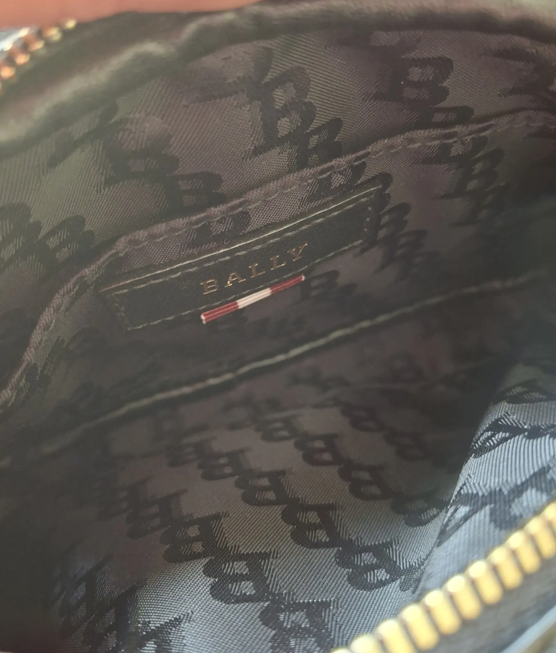BALLY – Gesteppte Tasche aus schwarzem Leder | LOOP-Marktplatz