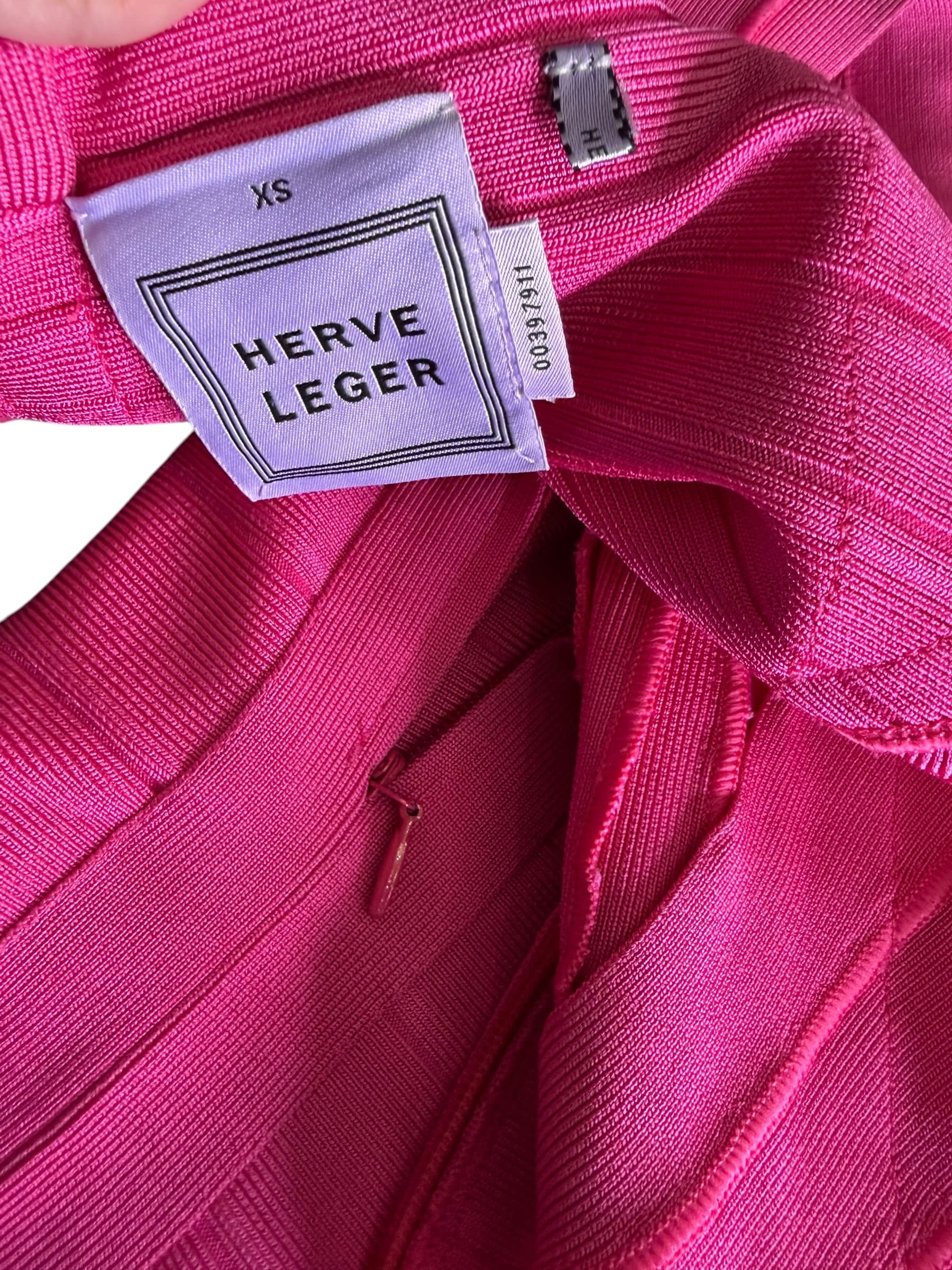Kleid von Hervé Léger