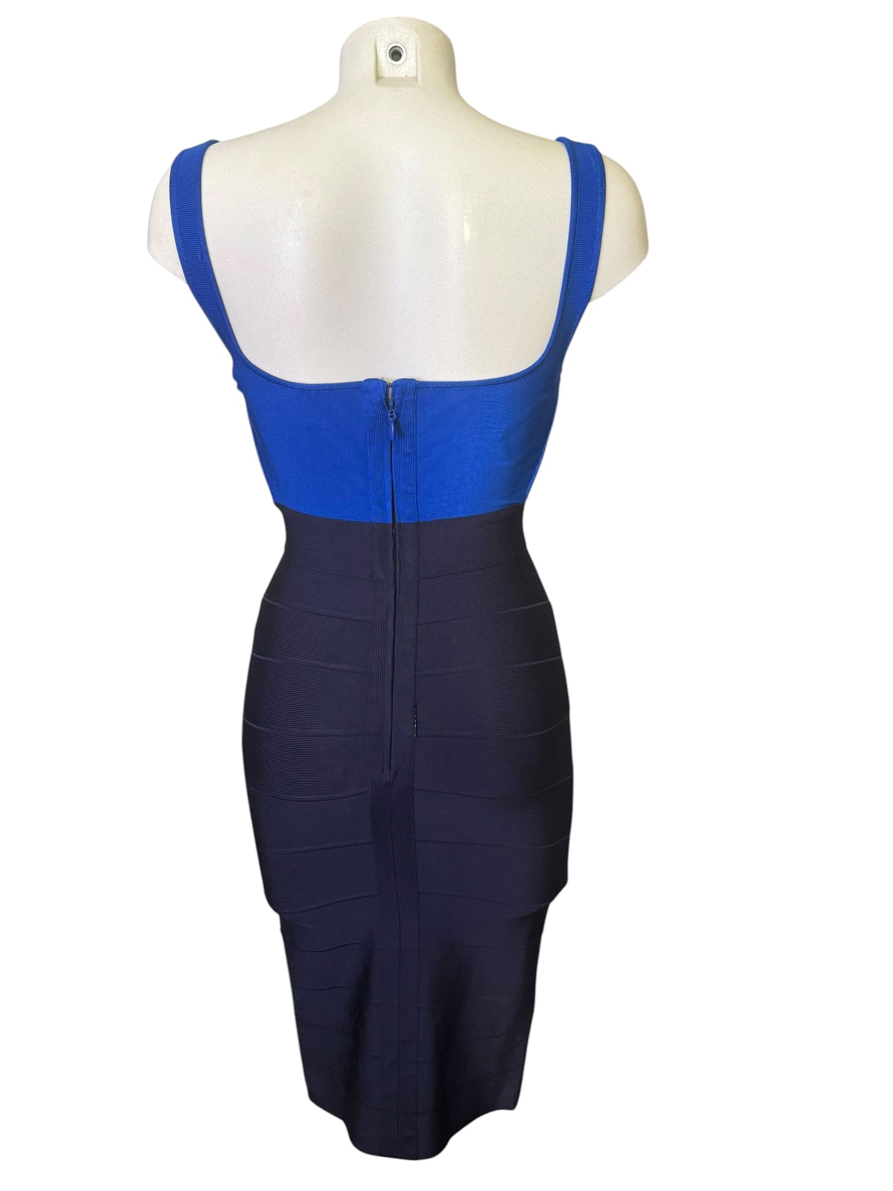 Kleid von Hervé Léger